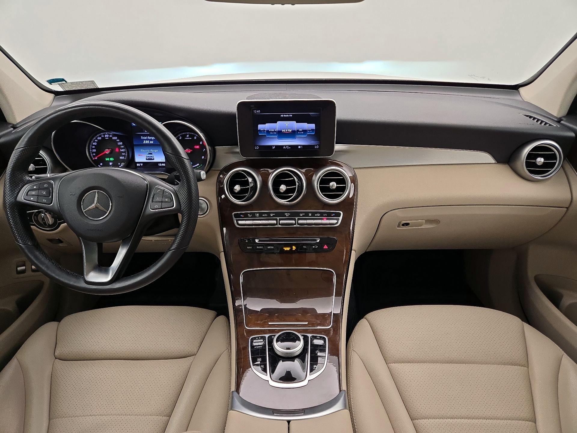 Thumbnail: 2019 Mercedes-Benz GLC - 9