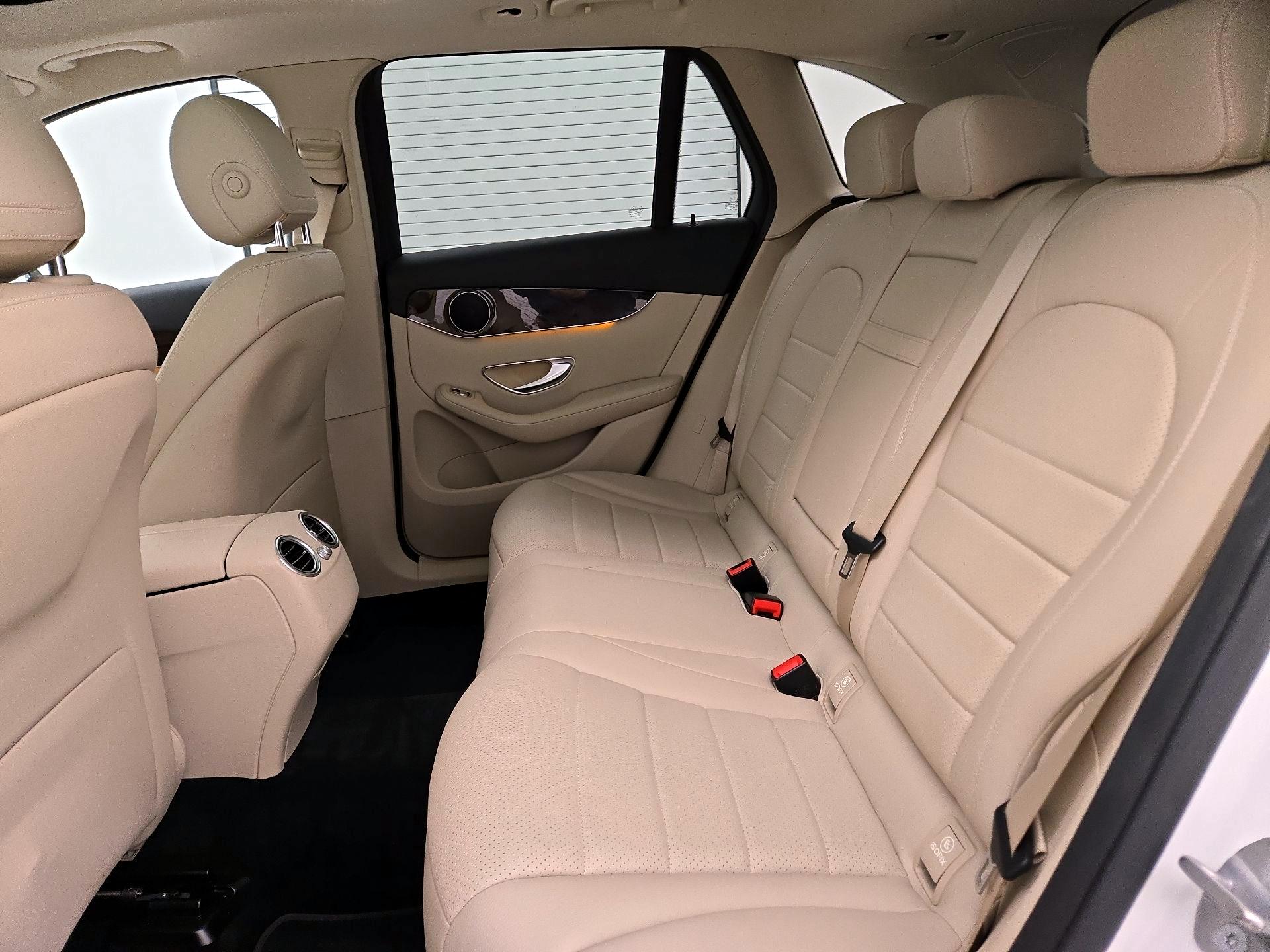 Thumbnail: 2019 Mercedes-Benz GLC - 20