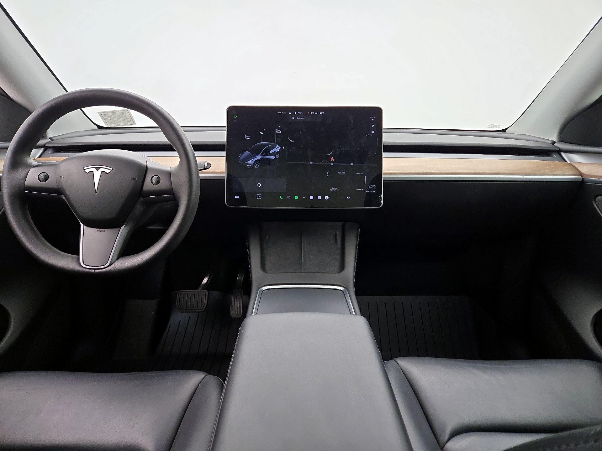 Thumbnail: 2023 Tesla Model Y - 9