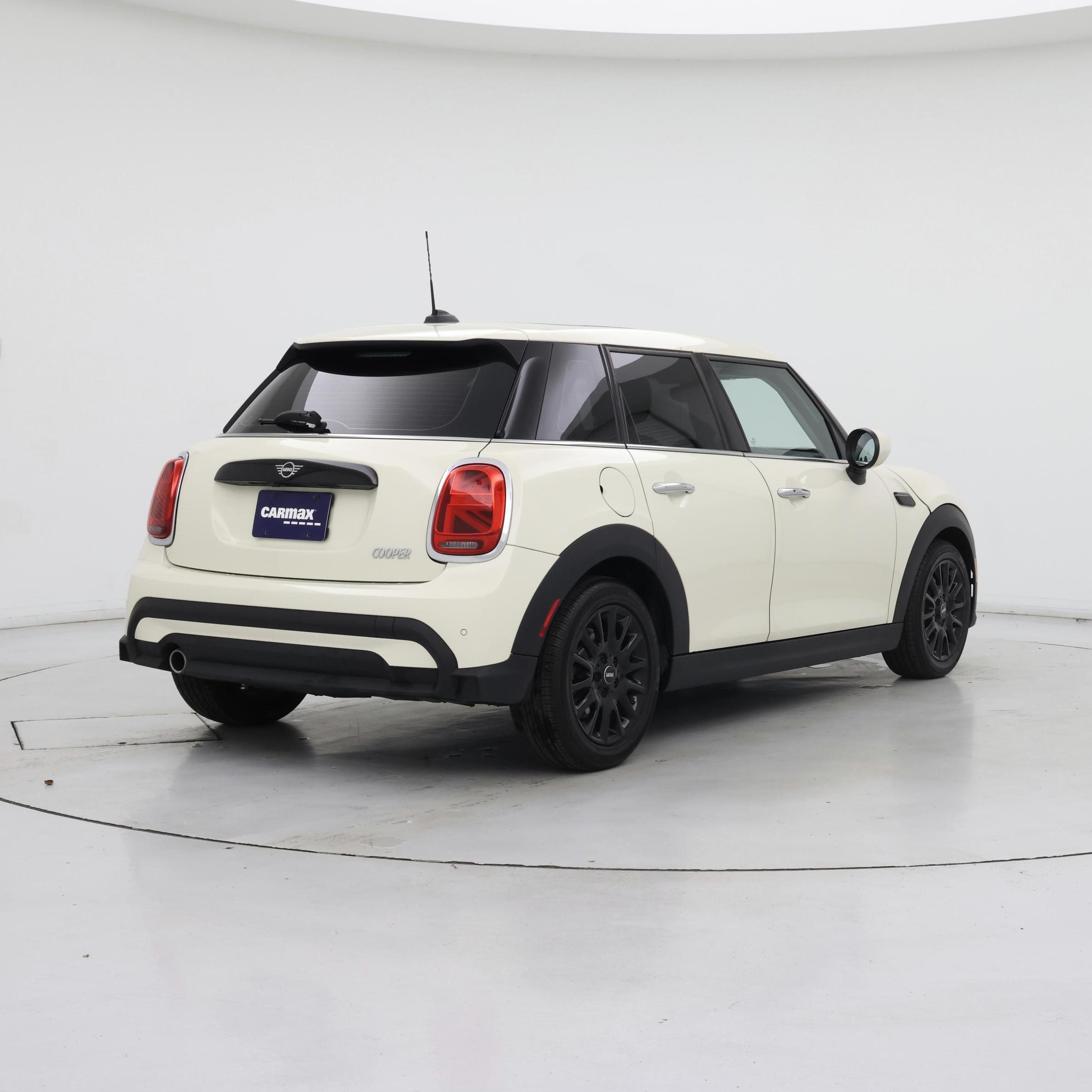 Thumbnail: 2023 MINI Cooper Hardtop - 8