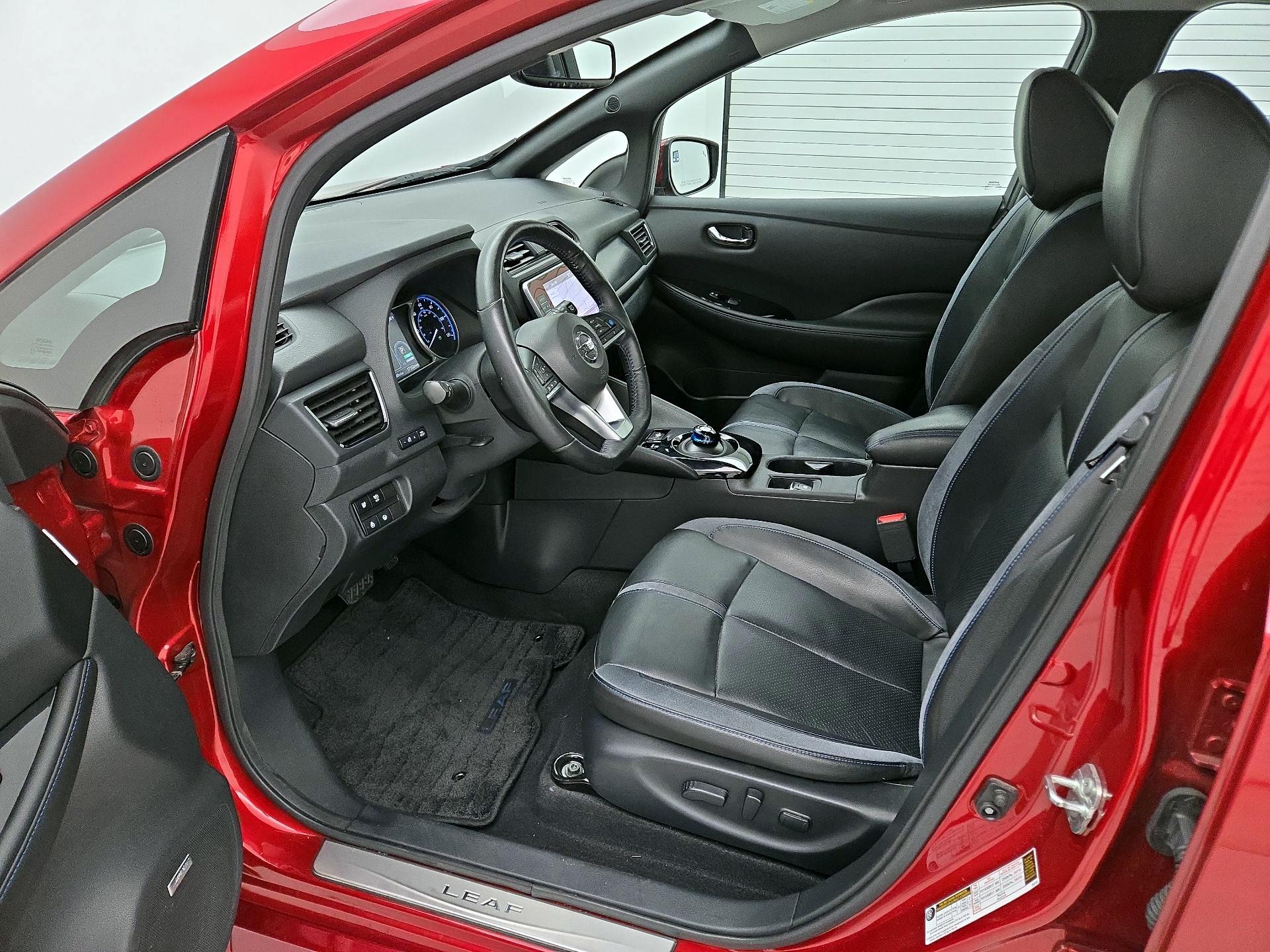 Thumbnail: 2019 Nissan Leaf - 11