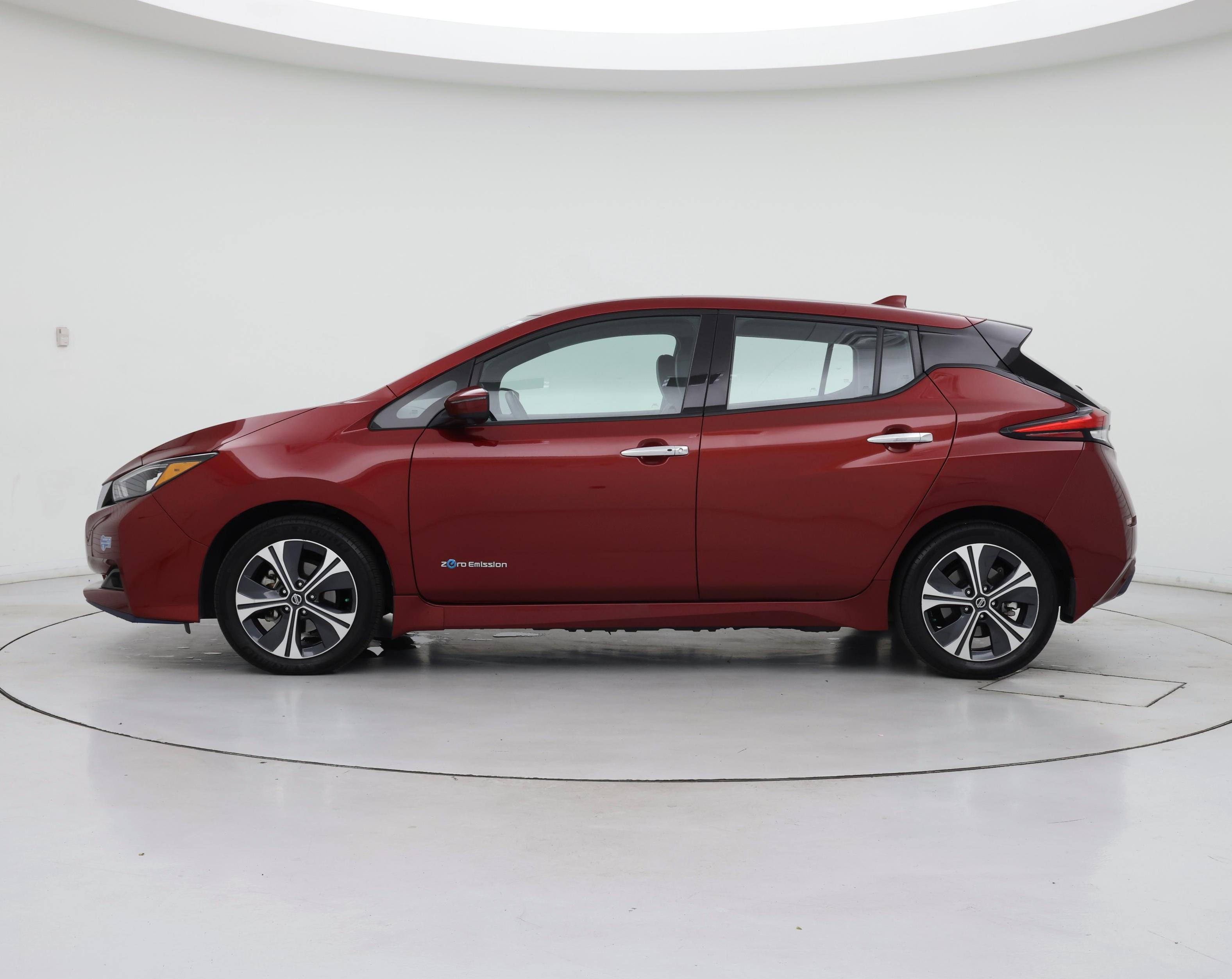 Thumbnail: 2019 Nissan Leaf - 3