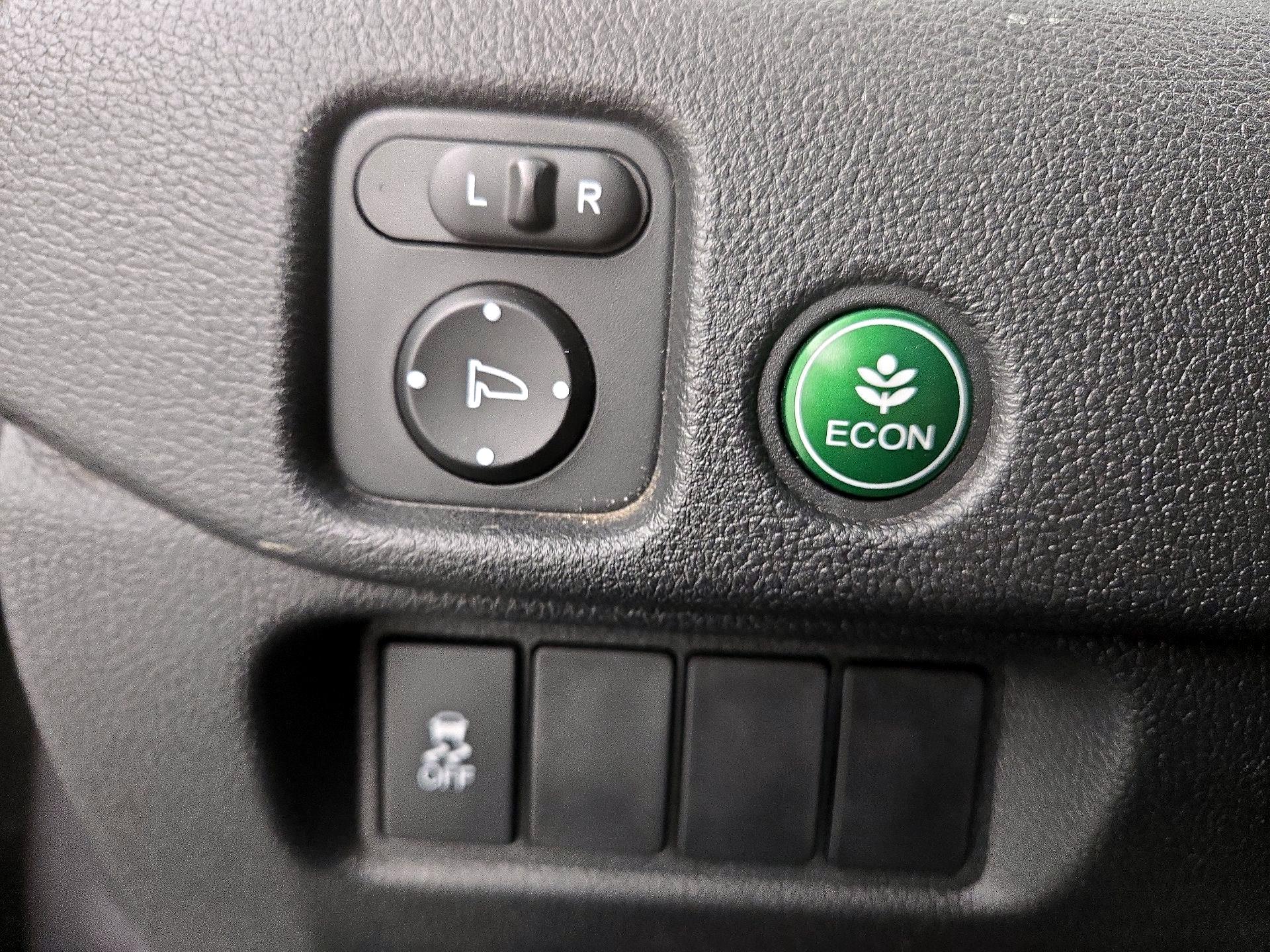 Thumbnail: 2018 Honda Pilot - 13