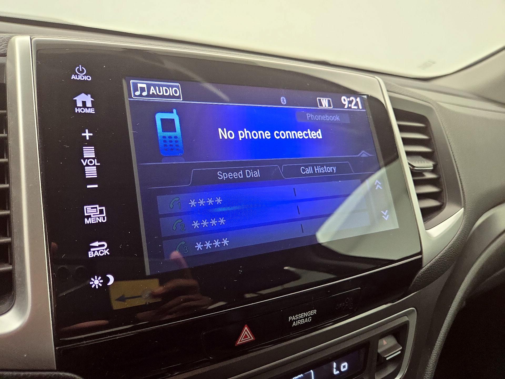 Thumbnail: 2018 Honda Pilot - 15