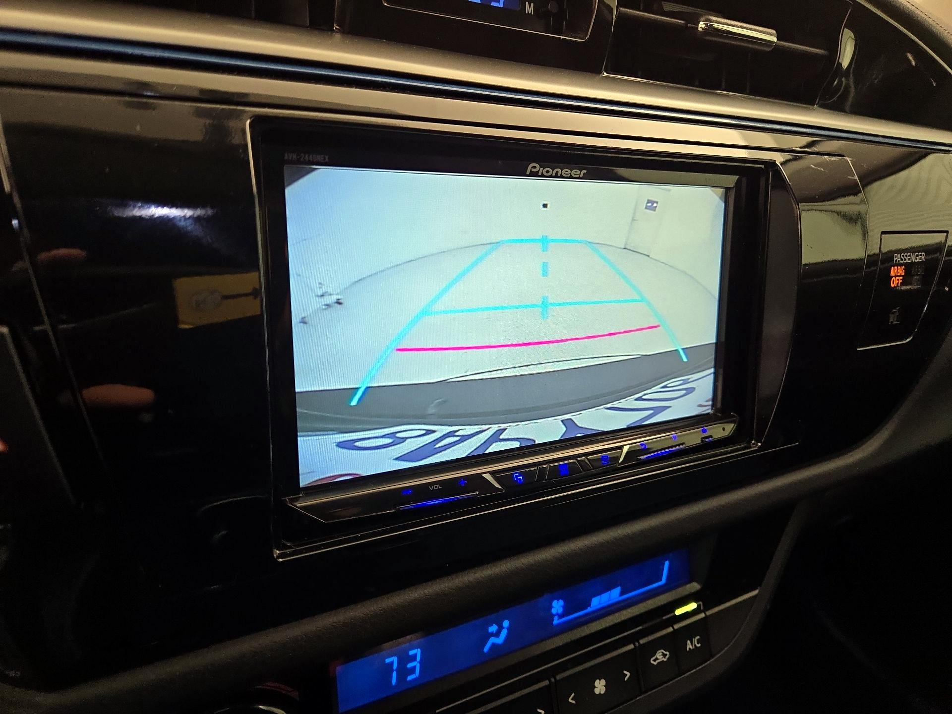 Thumbnail: 2016 Toyota Corolla - 14
