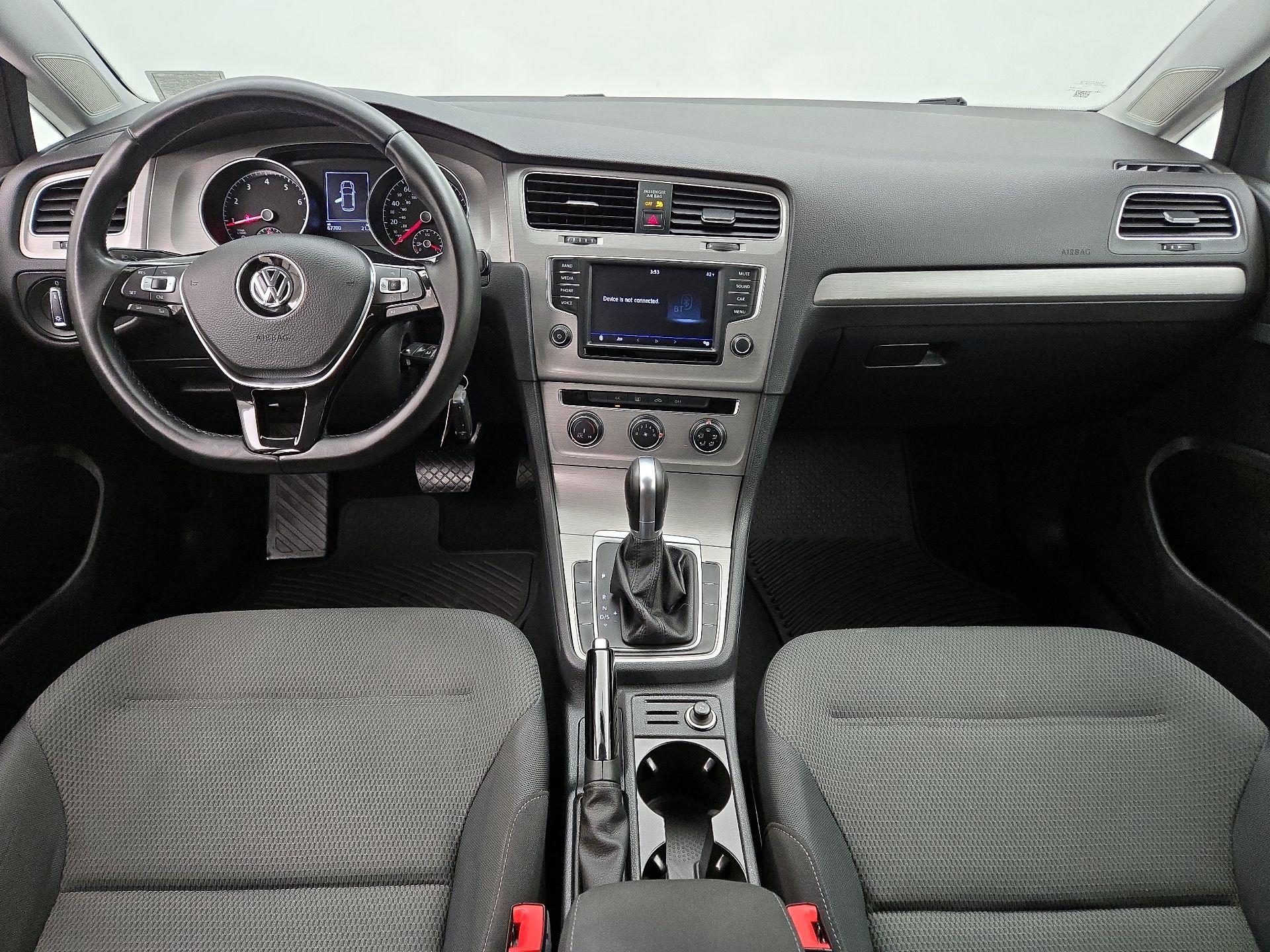 Thumbnail: 2017 Volkswagen Golf - 9
