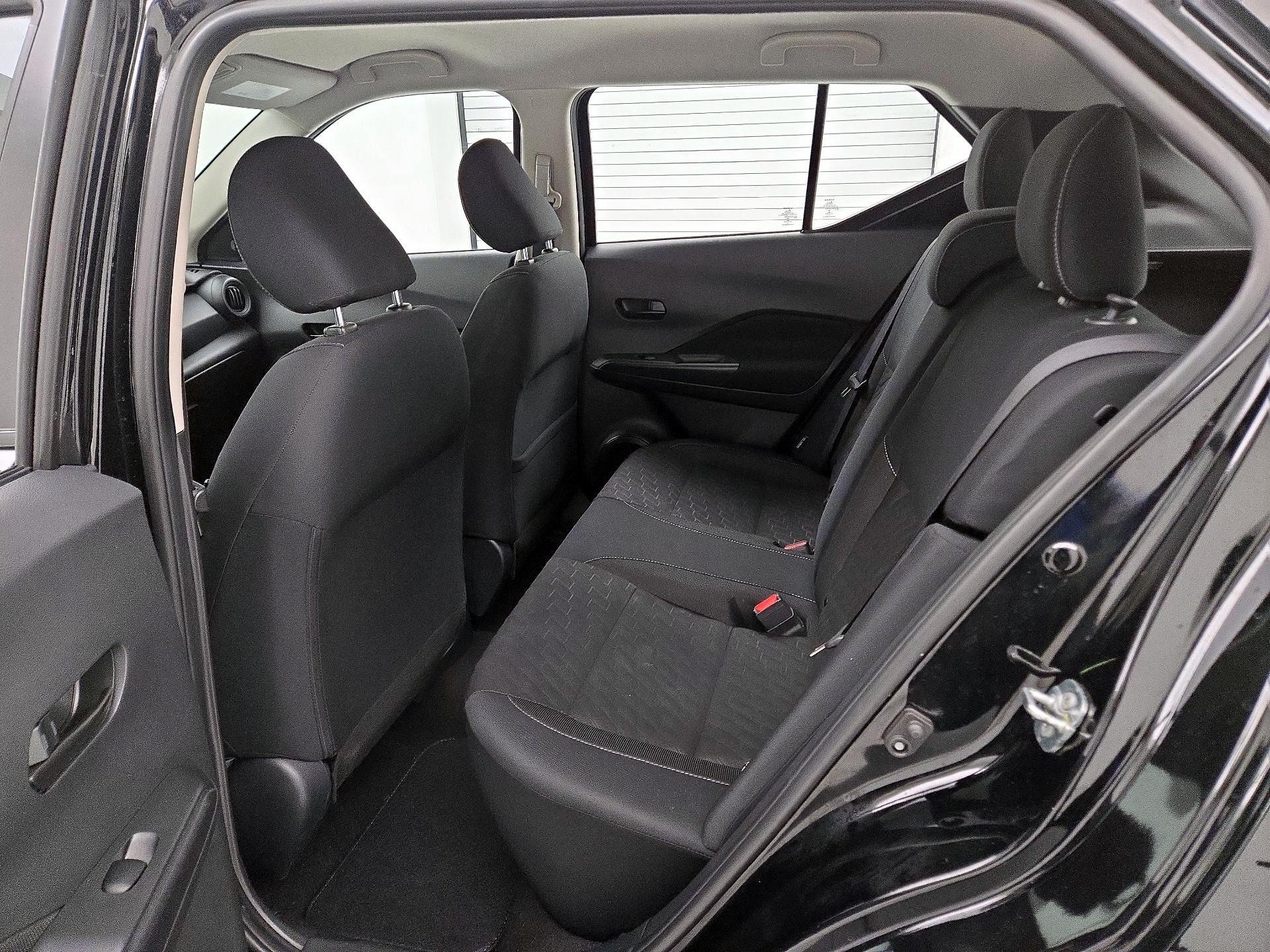 Thumbnail: 2022 Nissan Kicks - 19