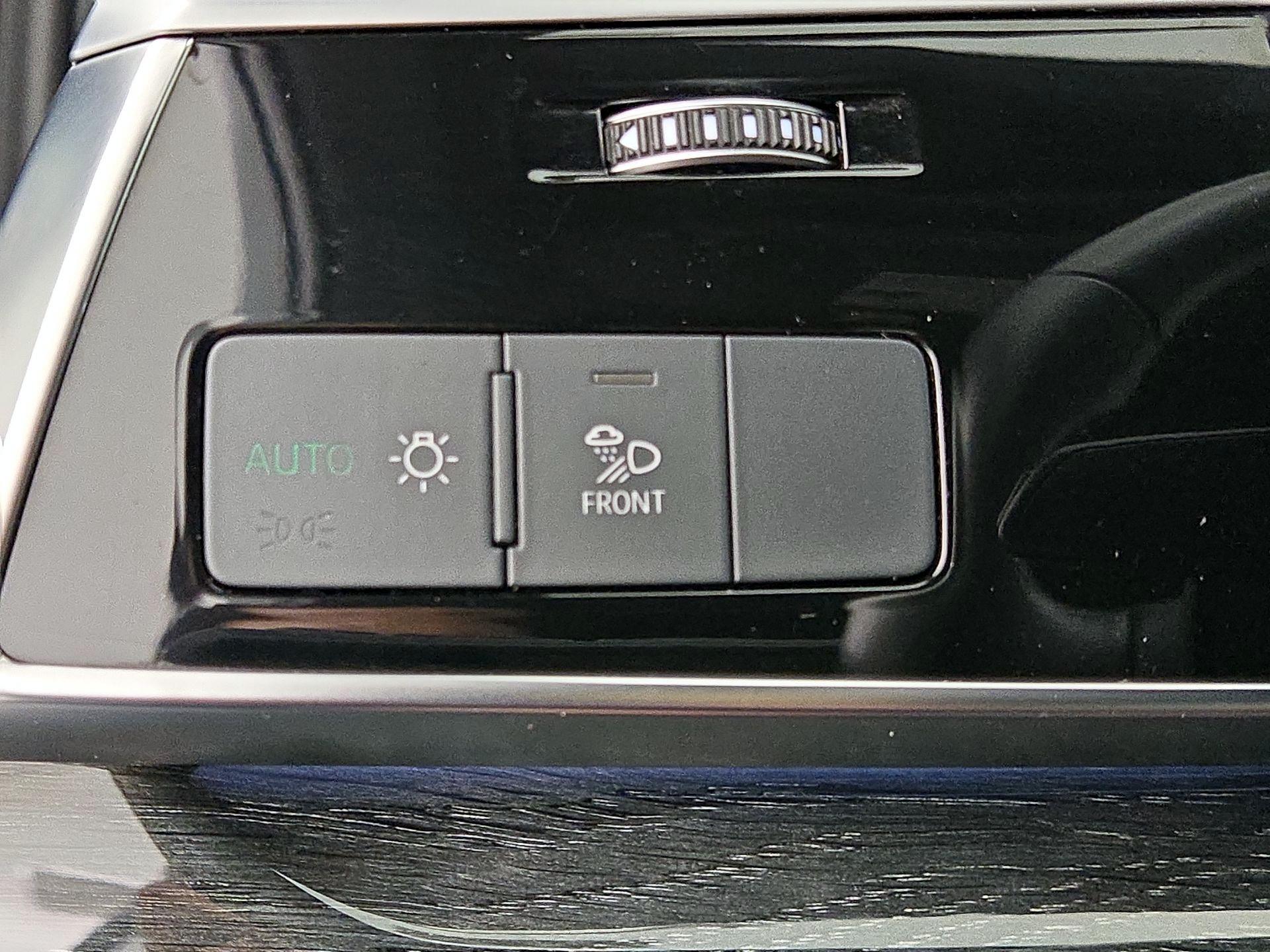 Thumbnail: 2021 Audi Q7 - 13