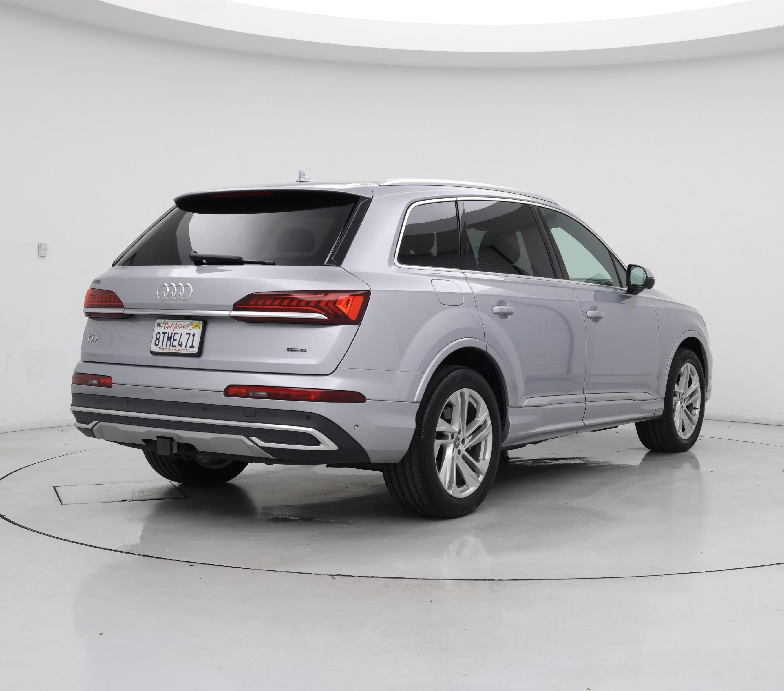 Thumbnail: 2021 Audi Q7 - 8