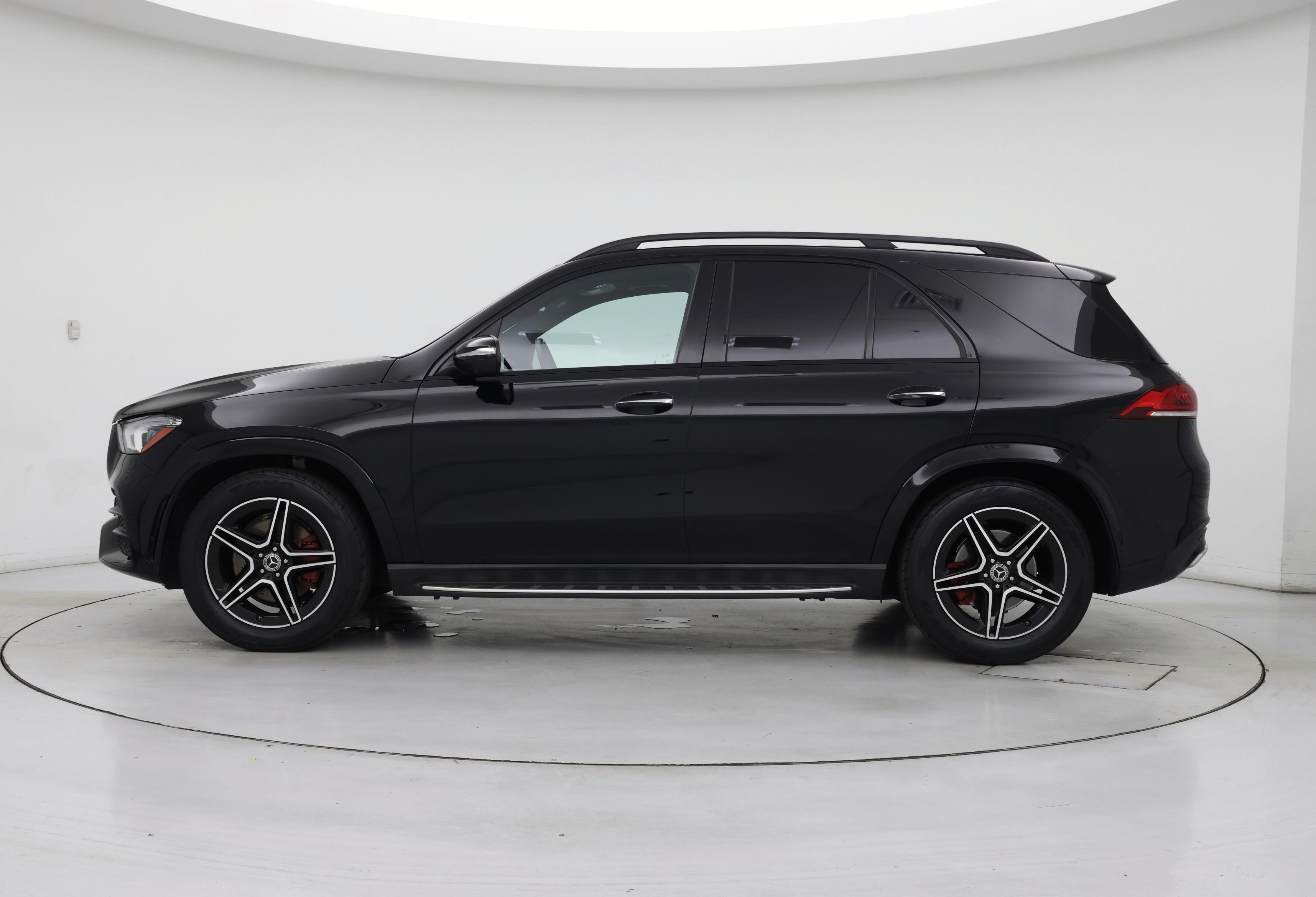 Thumbnail: 2020 Mercedes-Benz GLE - 3