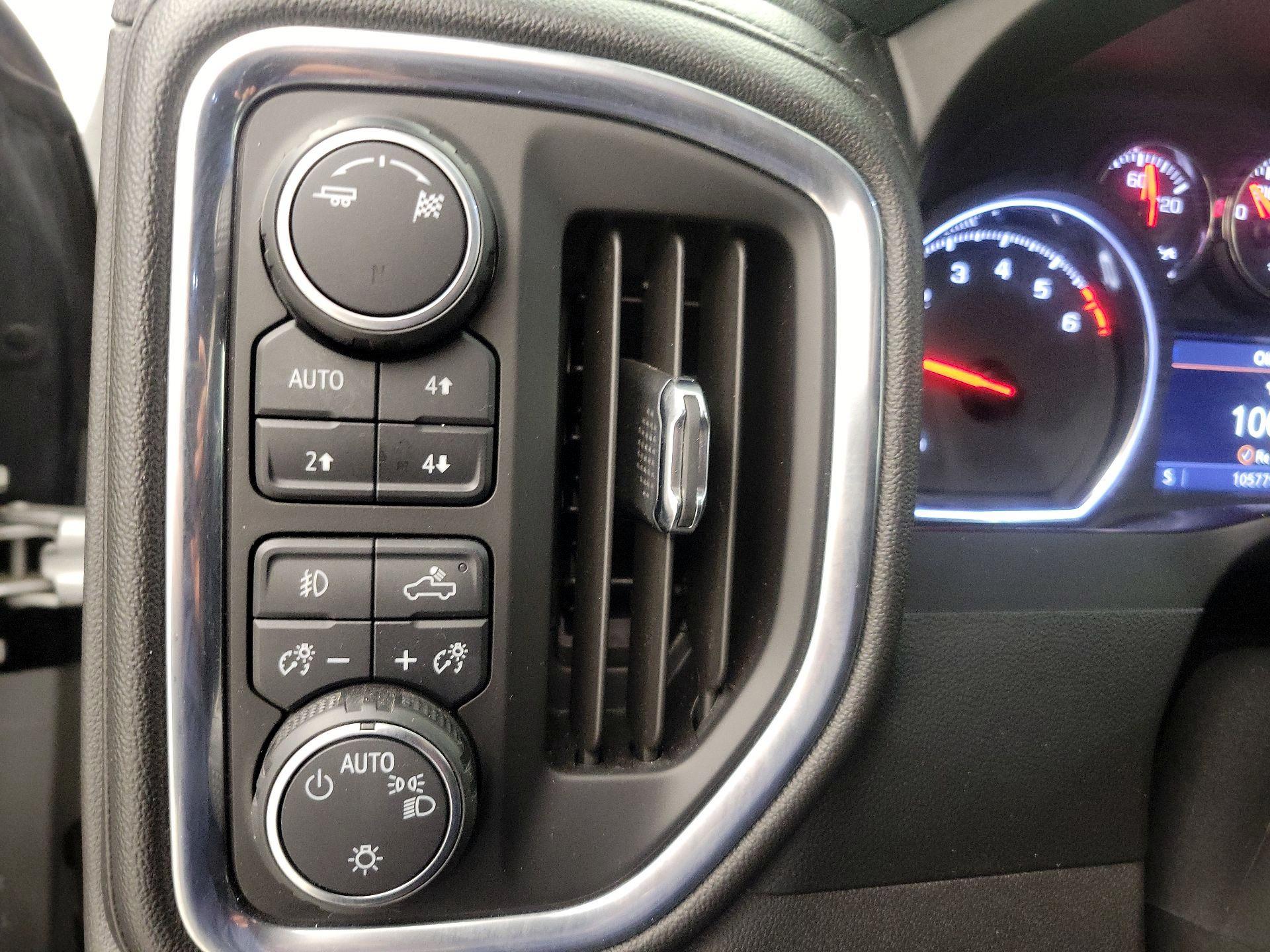 Thumbnail: 2019 Chevrolet Silverado 1500 - 13