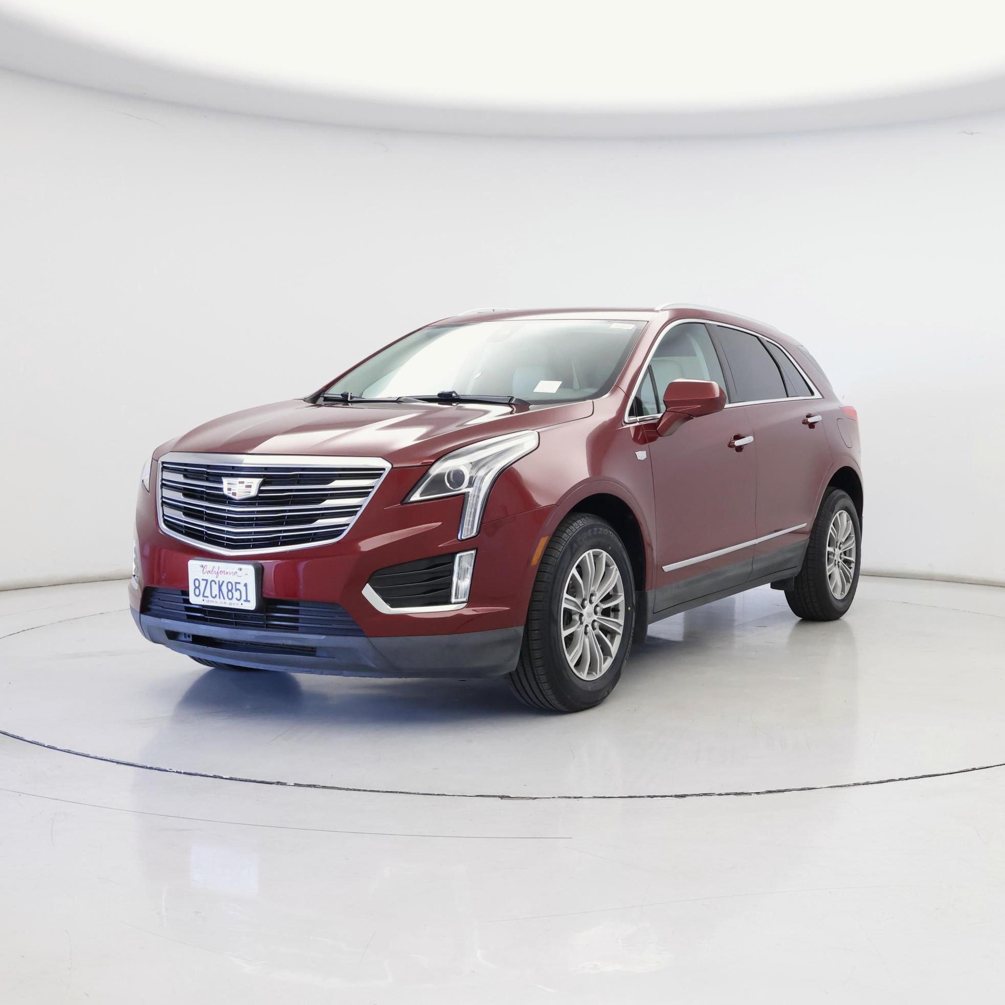 Thumbnail: 2017 Cadillac XT5 - 4