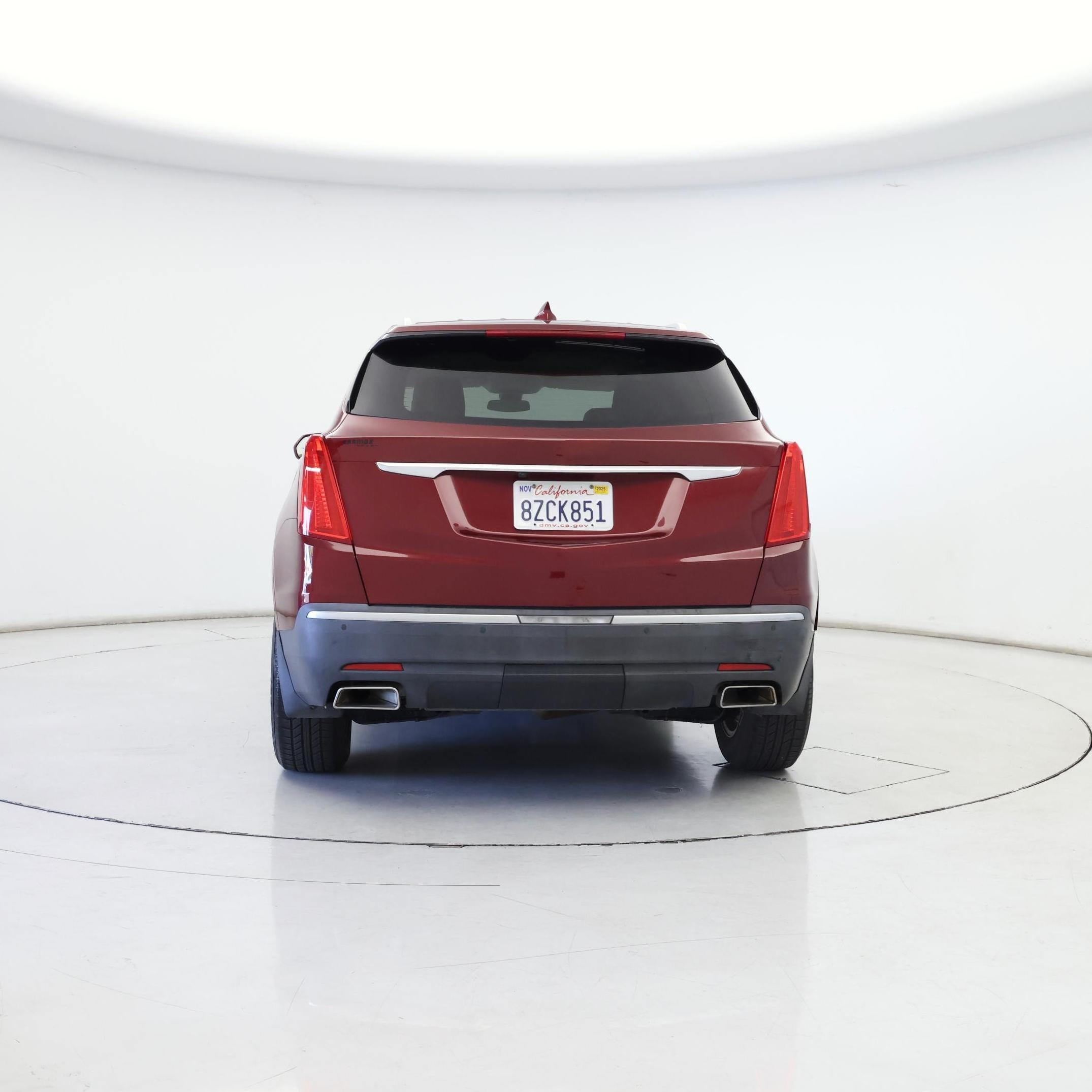 Thumbnail: 2017 Cadillac XT5 - 6