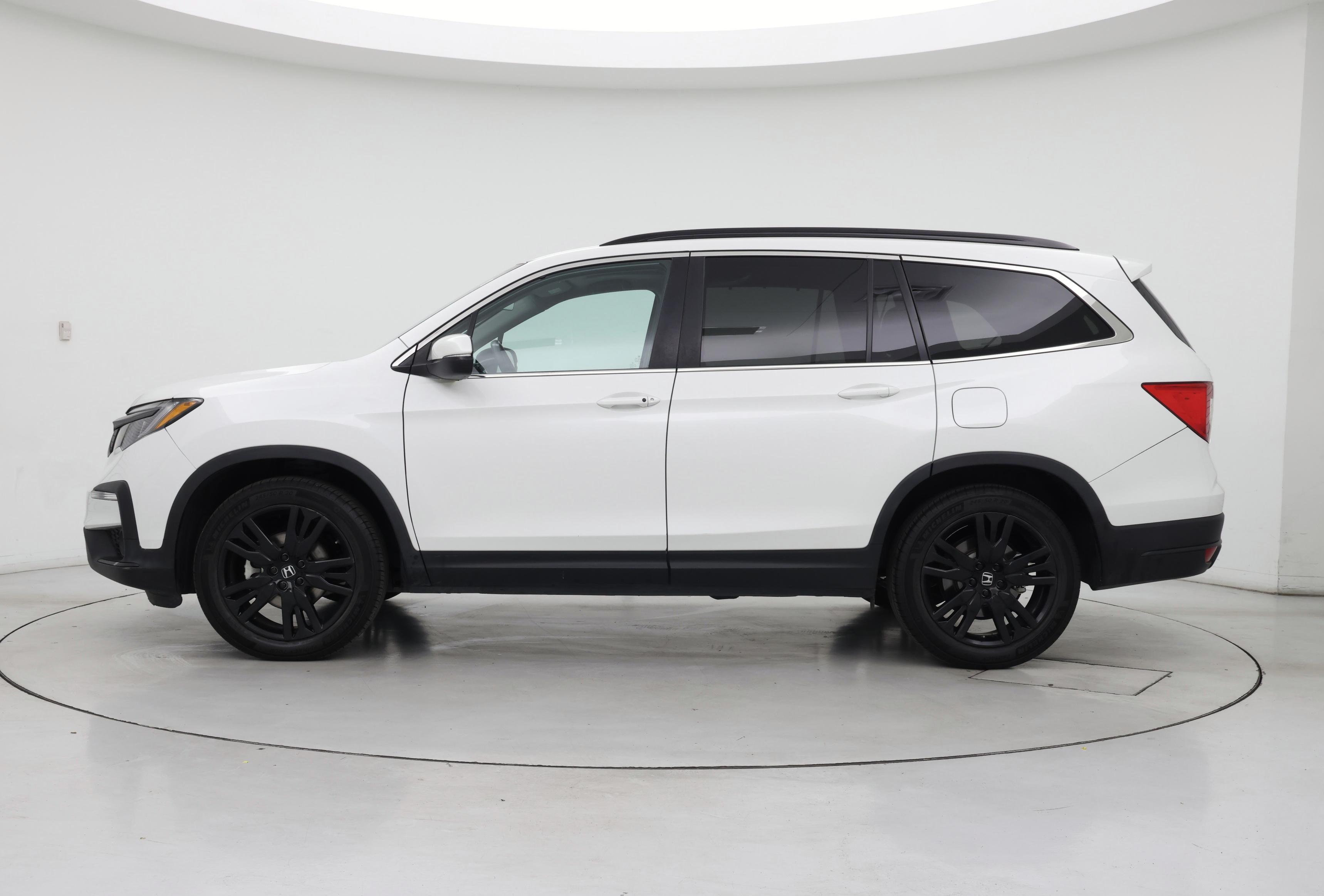 Thumbnail: 2021 Honda Pilot - 3