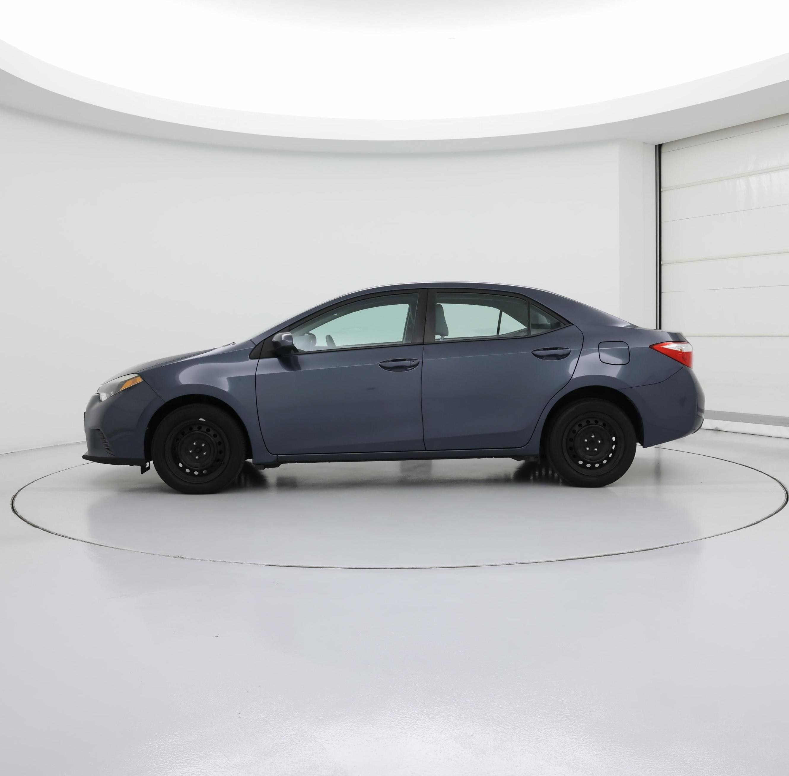Thumbnail: 2016 Toyota Corolla - 3