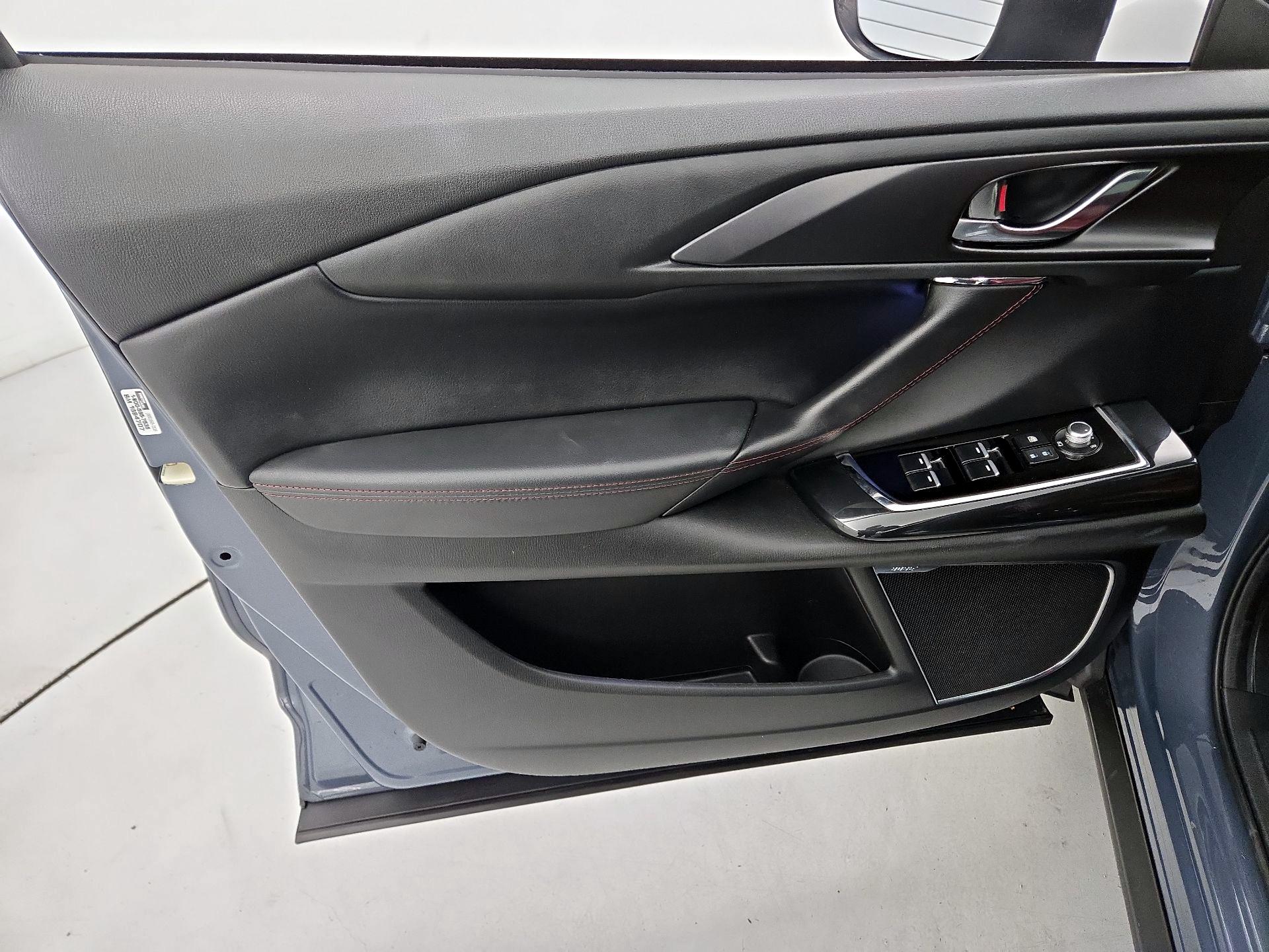 Thumbnail: 2021 Mazda CX-9 - 12