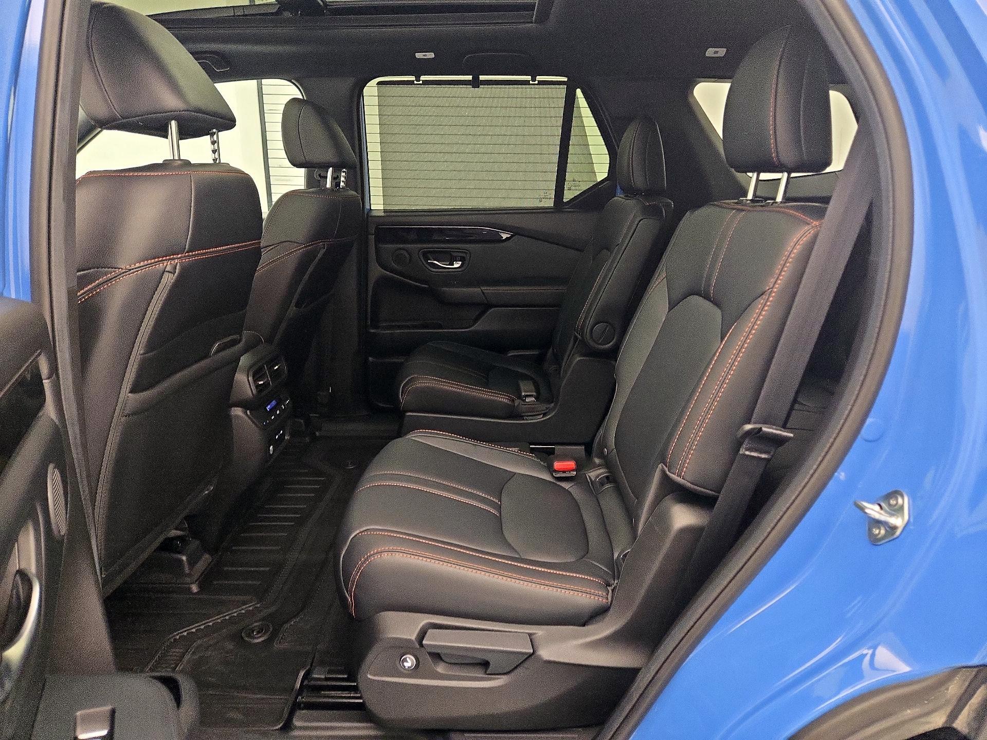 Thumbnail: 2025 Honda Pilot - 20