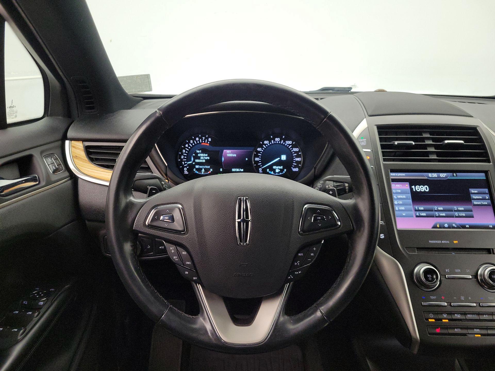 Thumbnail: 2015 Lincoln MKC - 10