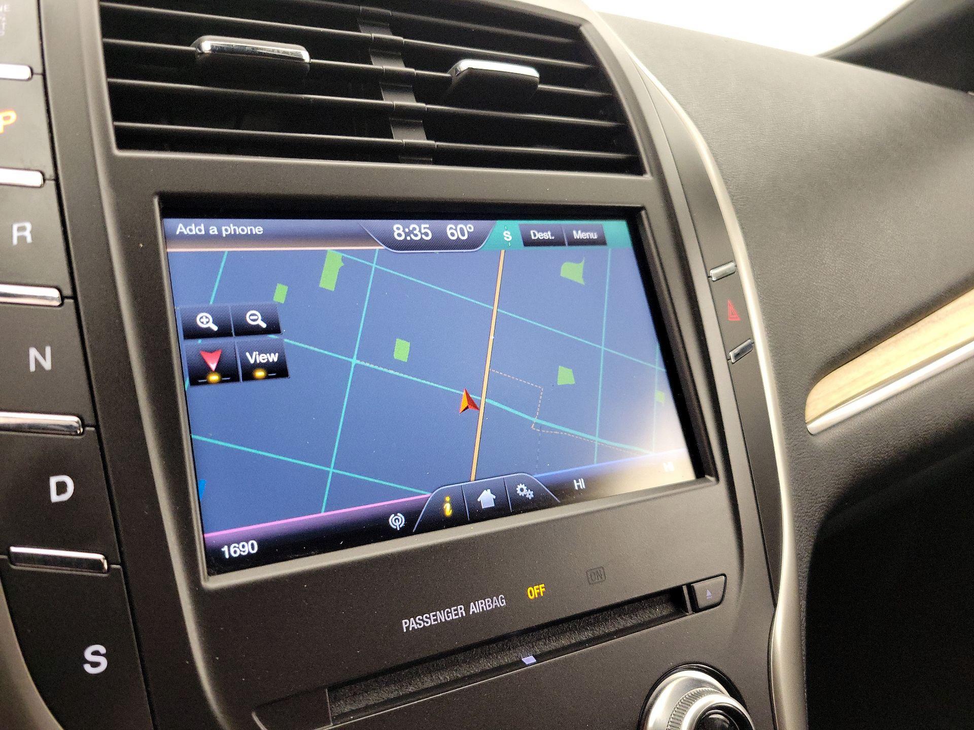 Thumbnail: 2015 Lincoln MKC - 14