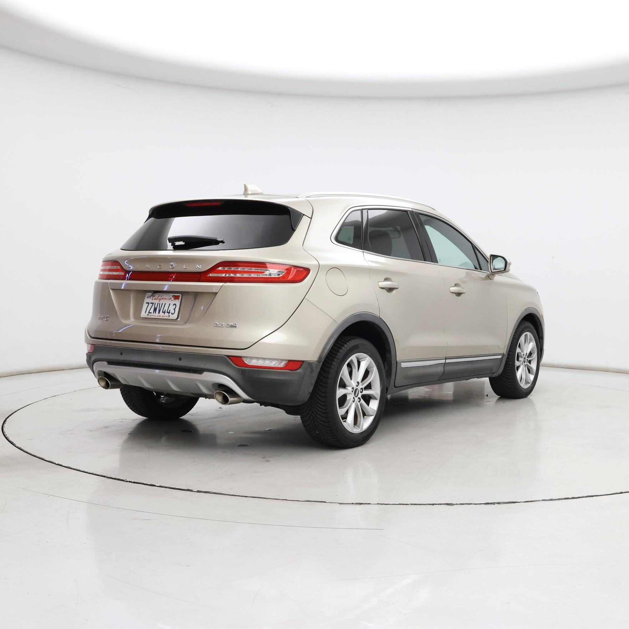 Thumbnail: 2015 Lincoln MKC - 8