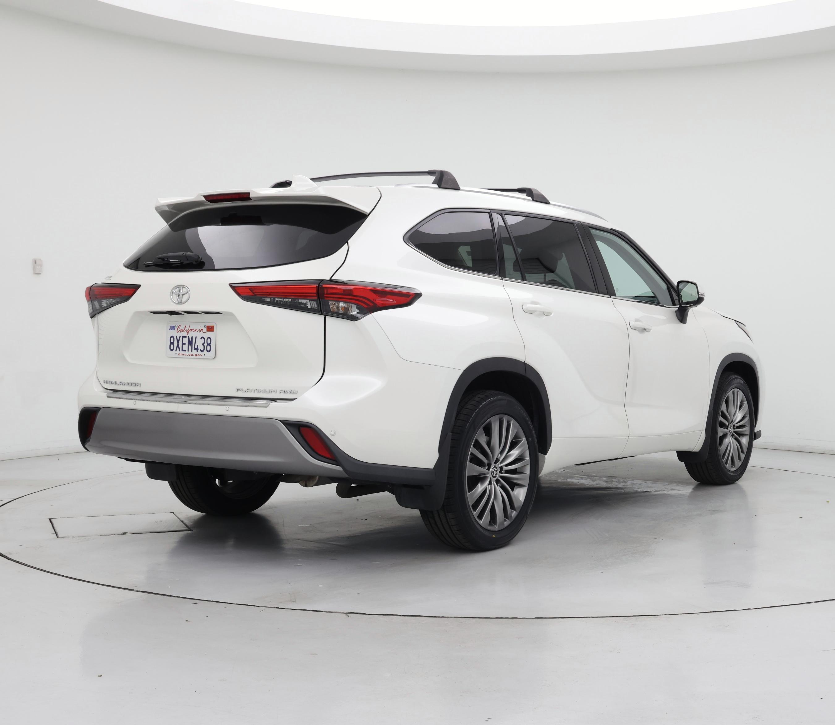 Thumbnail: 2021 Toyota Highlander - 8