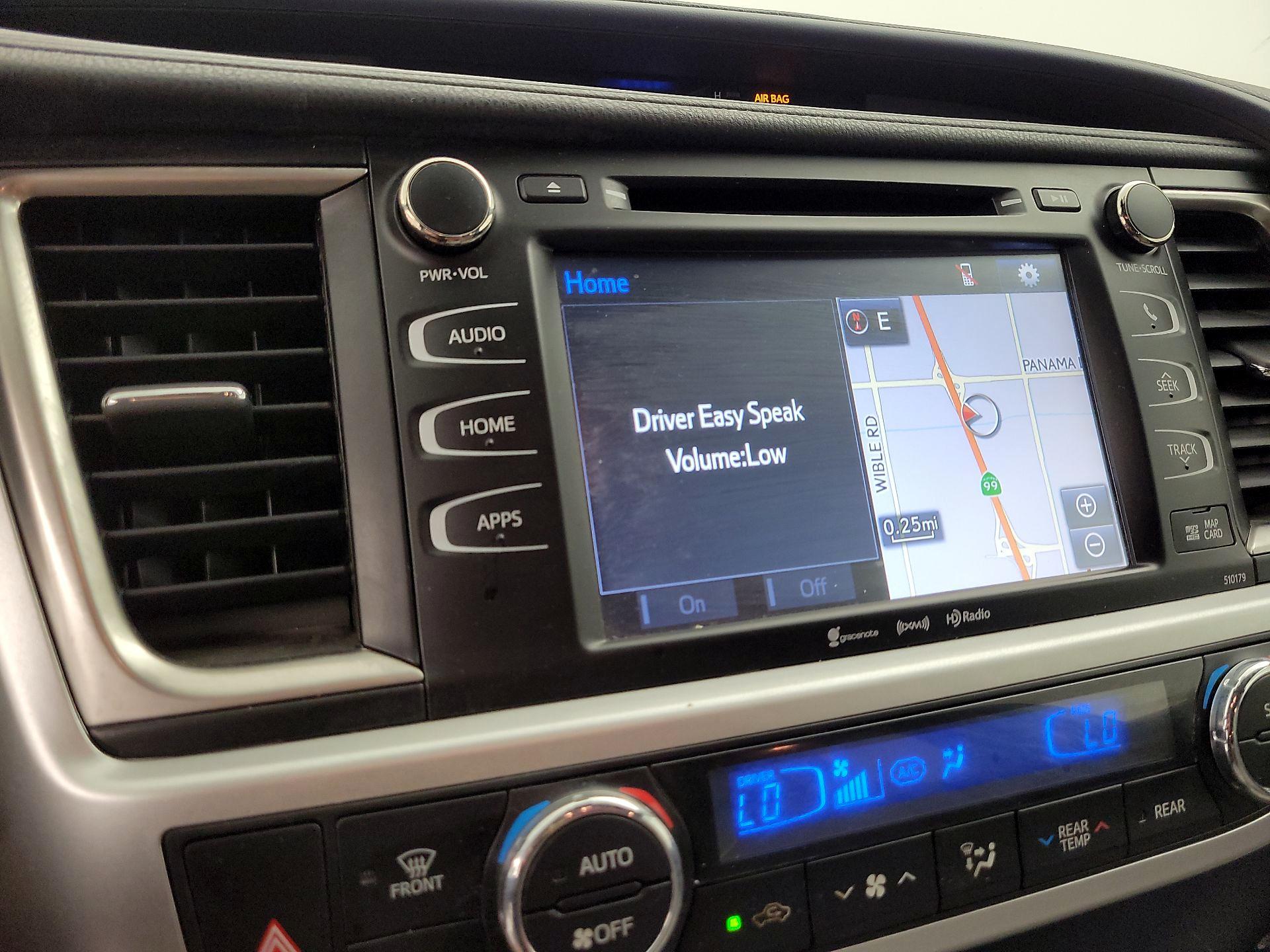 Thumbnail: 2018 Toyota Highlander - 14