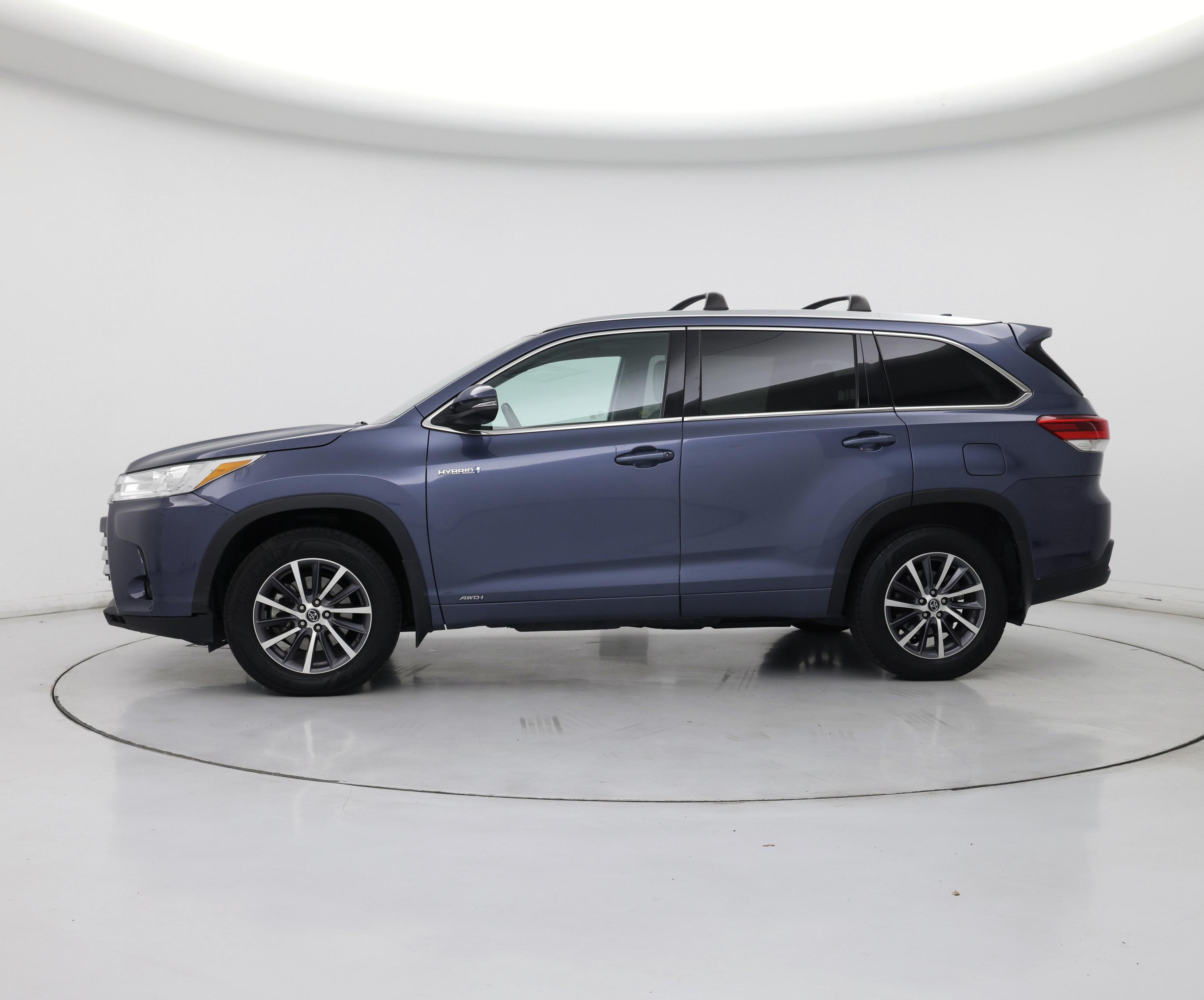 Thumbnail: 2018 Toyota Highlander - 3