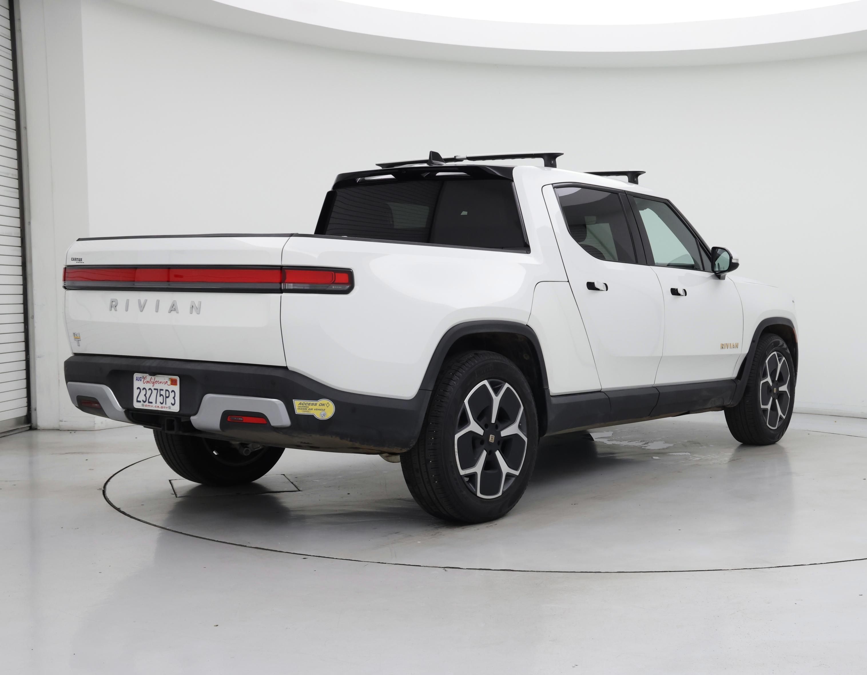 Thumbnail: 2022 Rivian R1T - 8