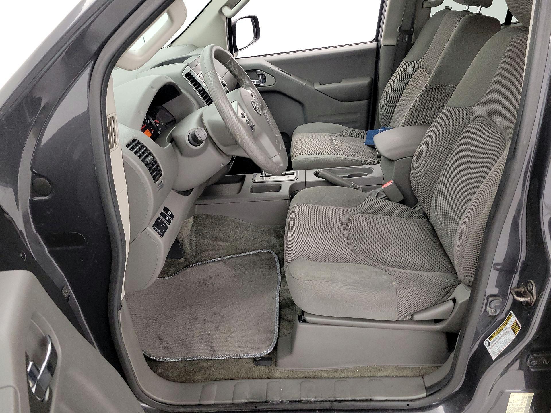 Thumbnail: 2015 Nissan Frontier - 11