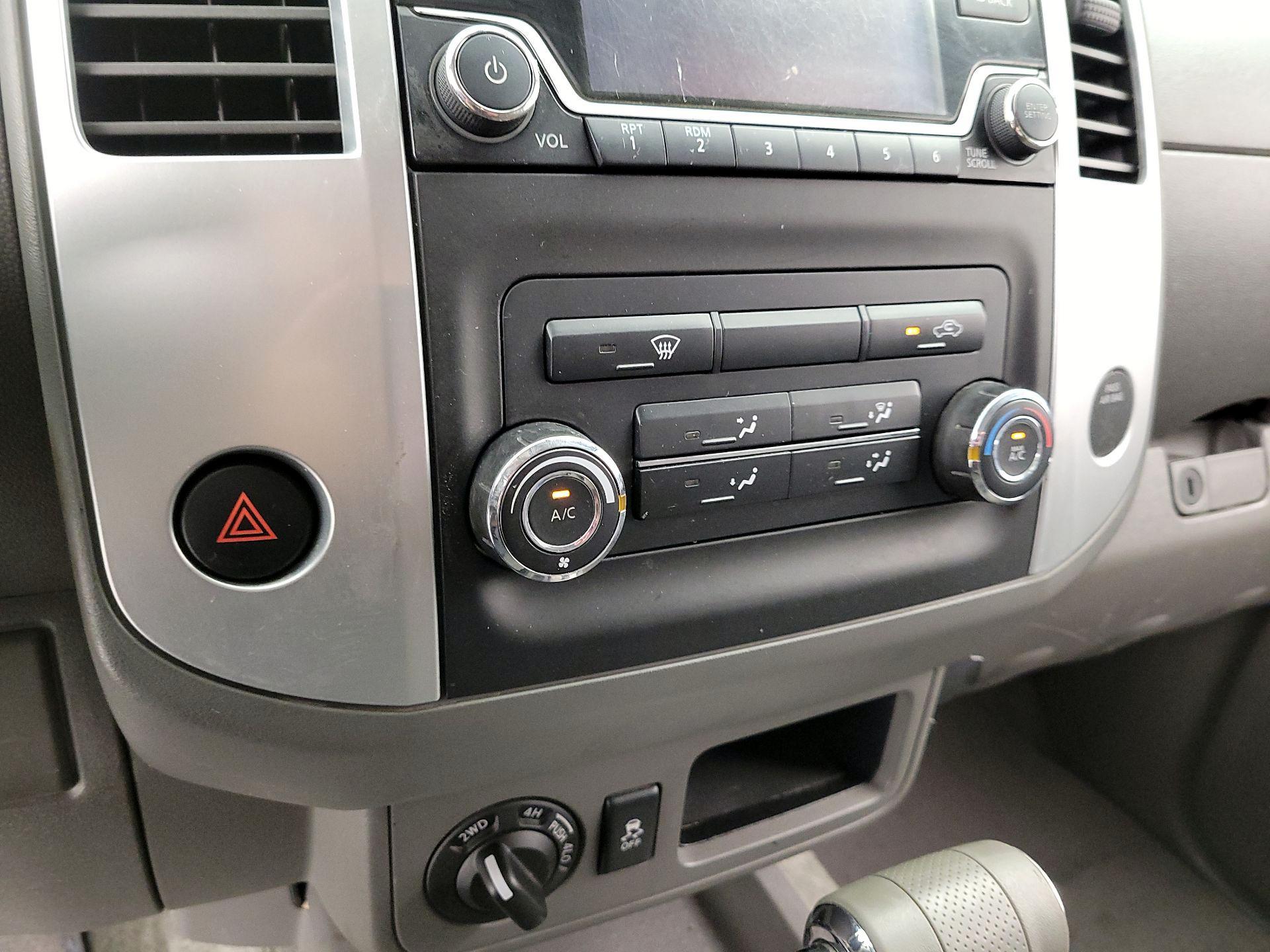 Thumbnail: 2015 Nissan Frontier - 15