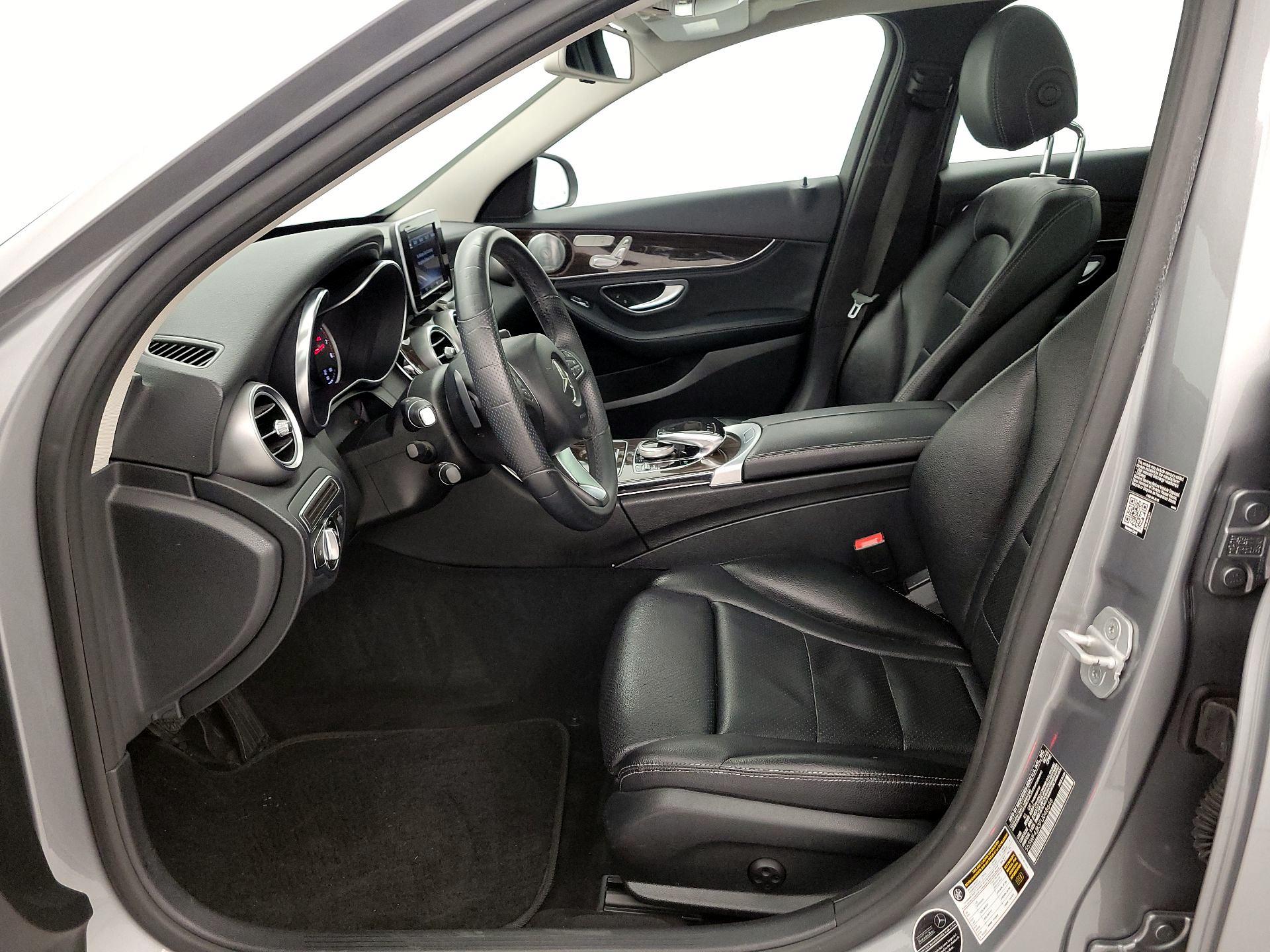 Thumbnail: 2015 Mercedes-Benz C-Class - 11
