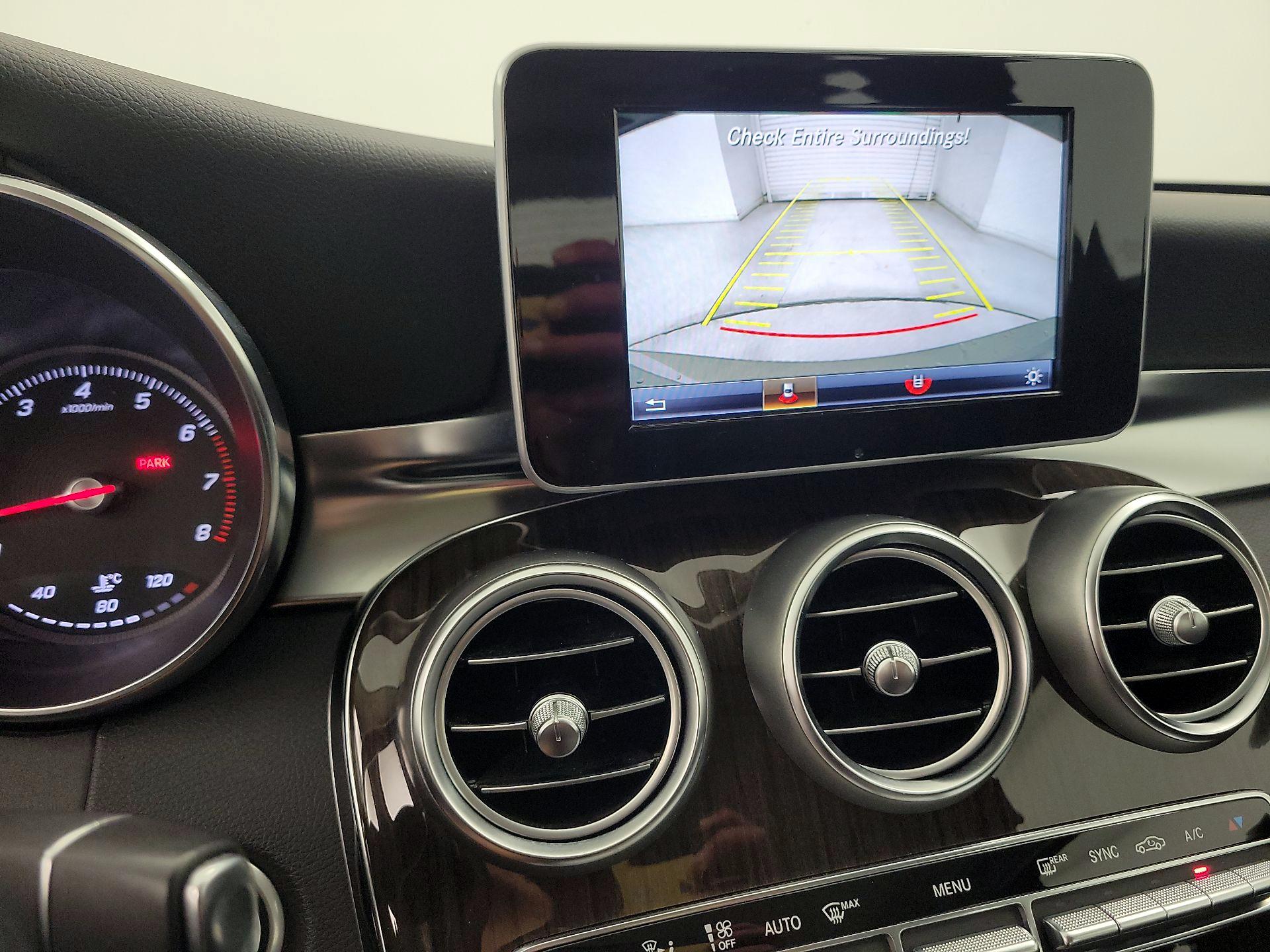 Thumbnail: 2015 Mercedes-Benz C-Class - 14