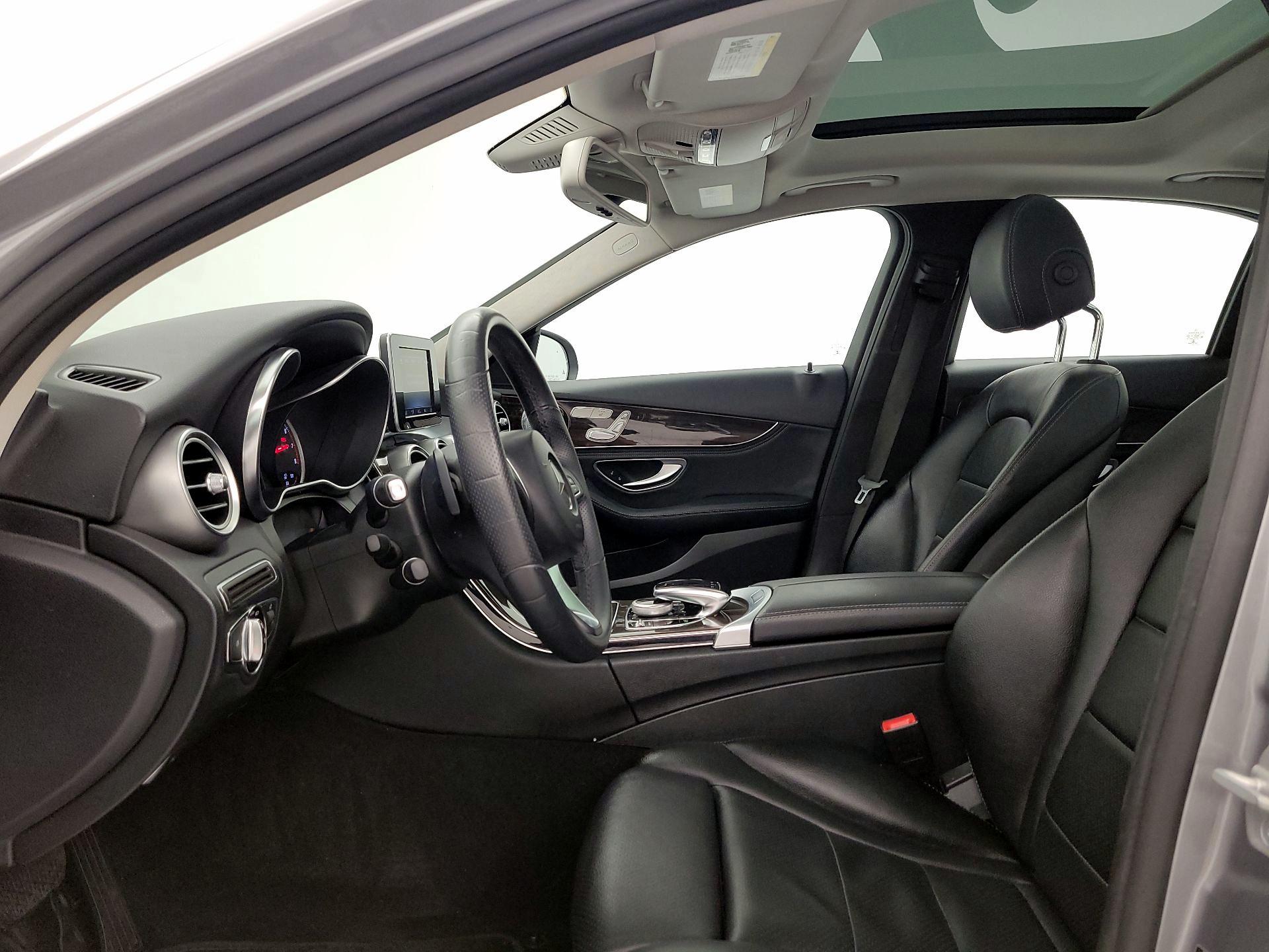 Thumbnail: 2015 Mercedes-Benz C-Class - 19
