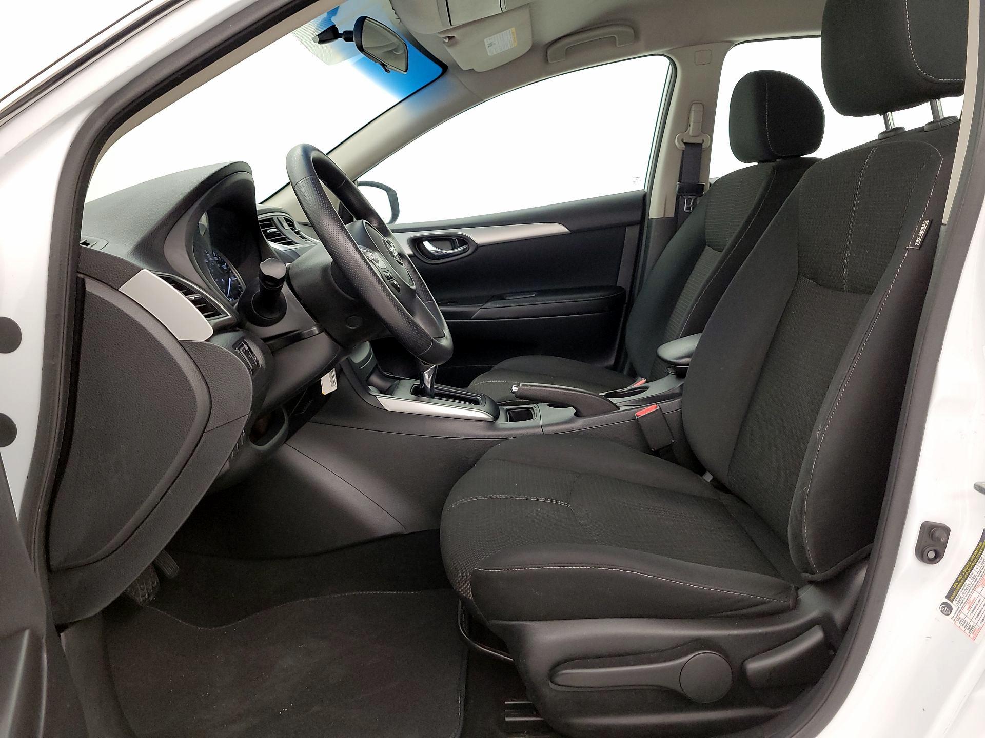 Thumbnail: 2018 Nissan Sentra - 11