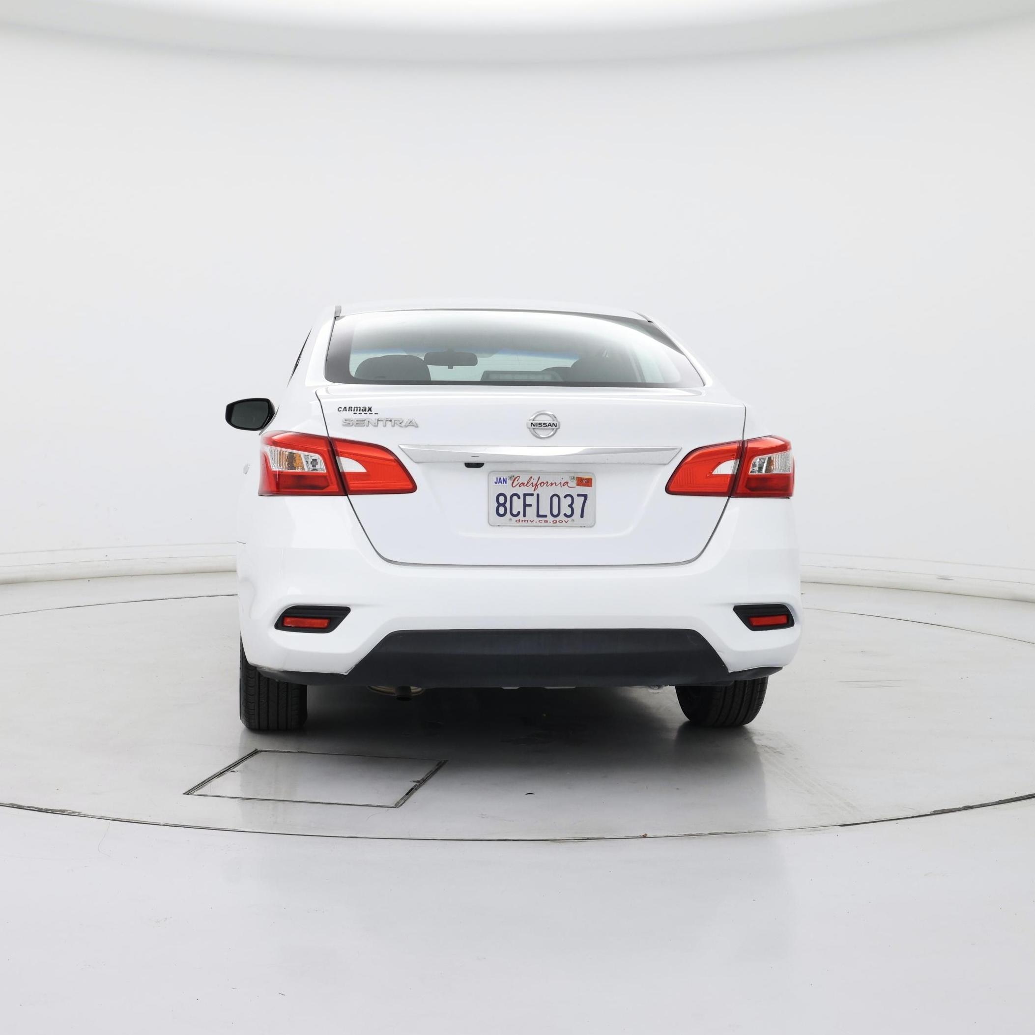 Thumbnail: 2018 Nissan Sentra - 6
