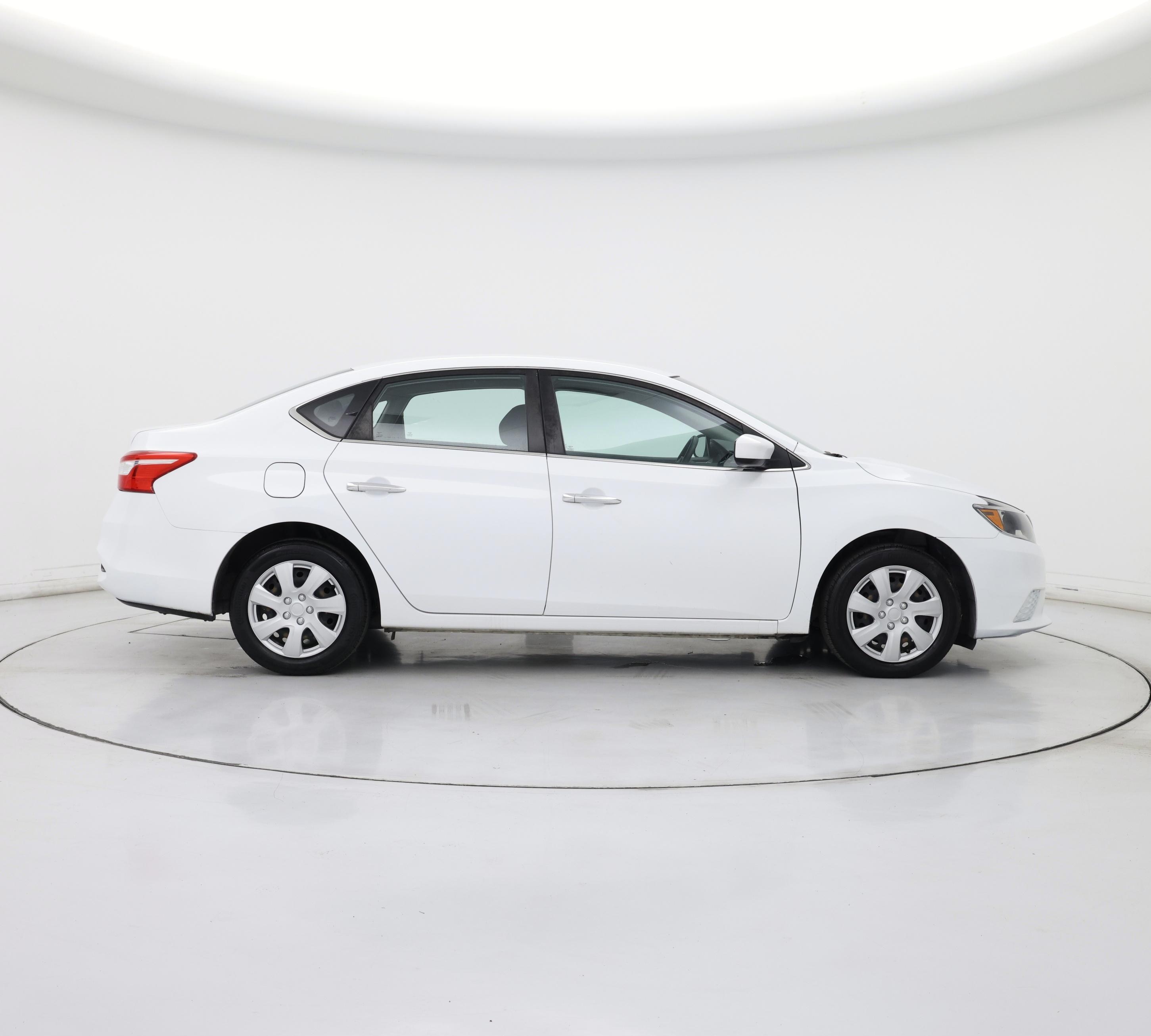 Thumbnail: 2018 Nissan Sentra - 7
