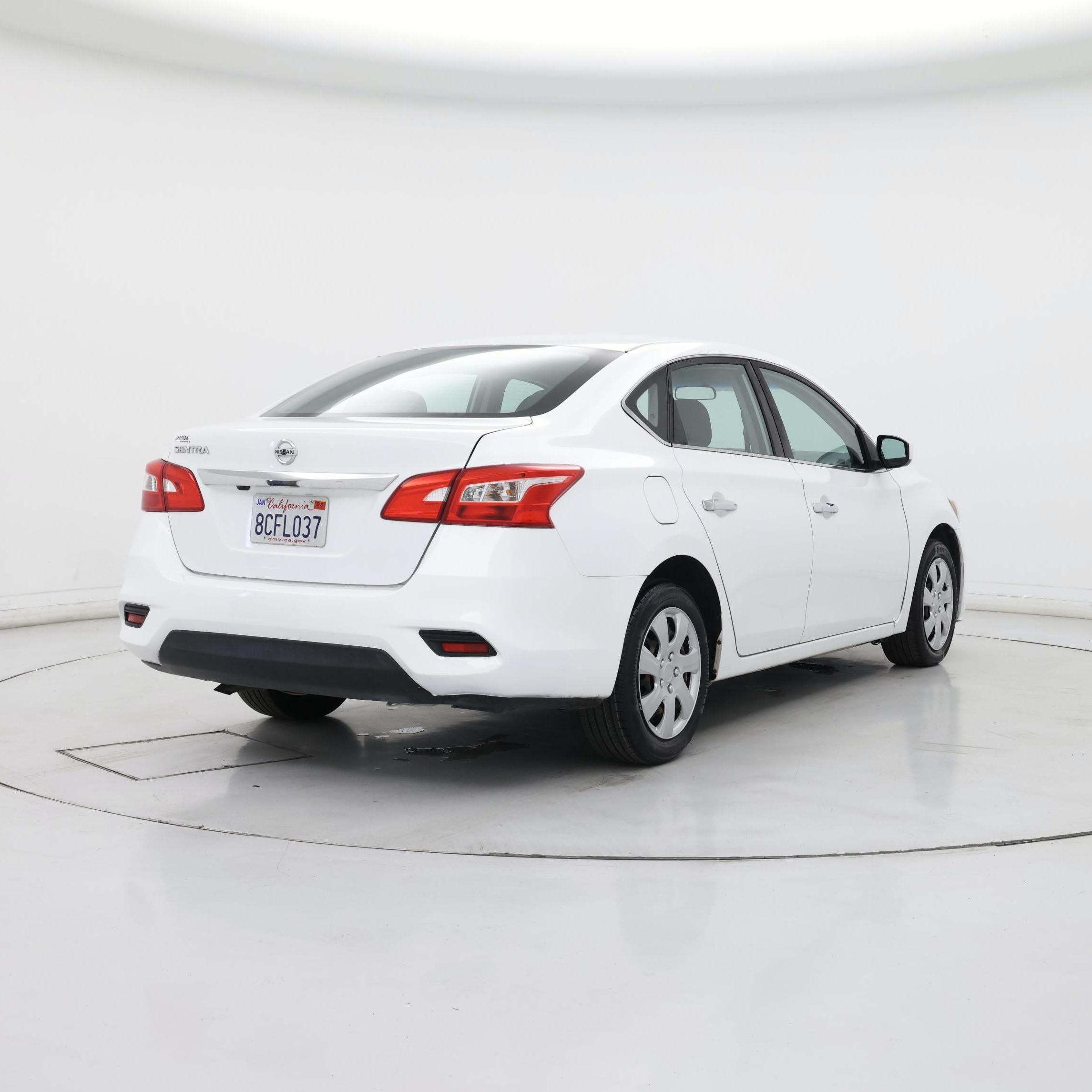 Thumbnail: 2018 Nissan Sentra - 8