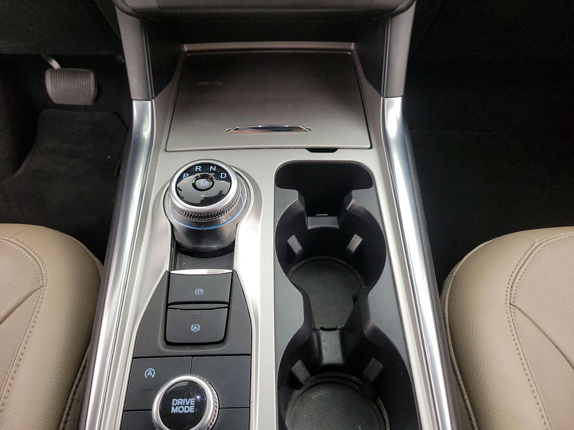 Thumbnail: 2020 Ford Explorer - 18