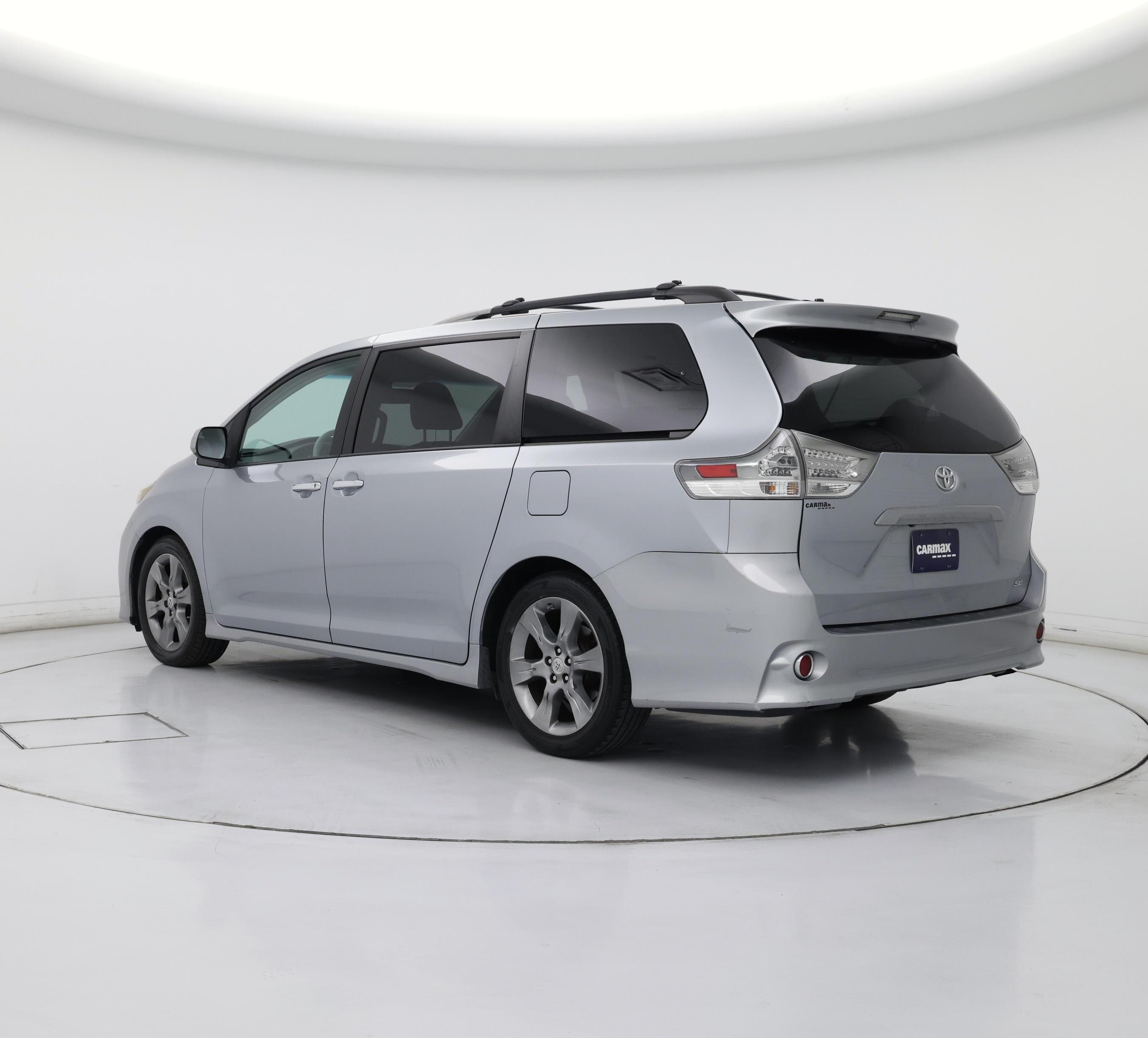 Thumbnail: 2014 Toyota Sienna - 2