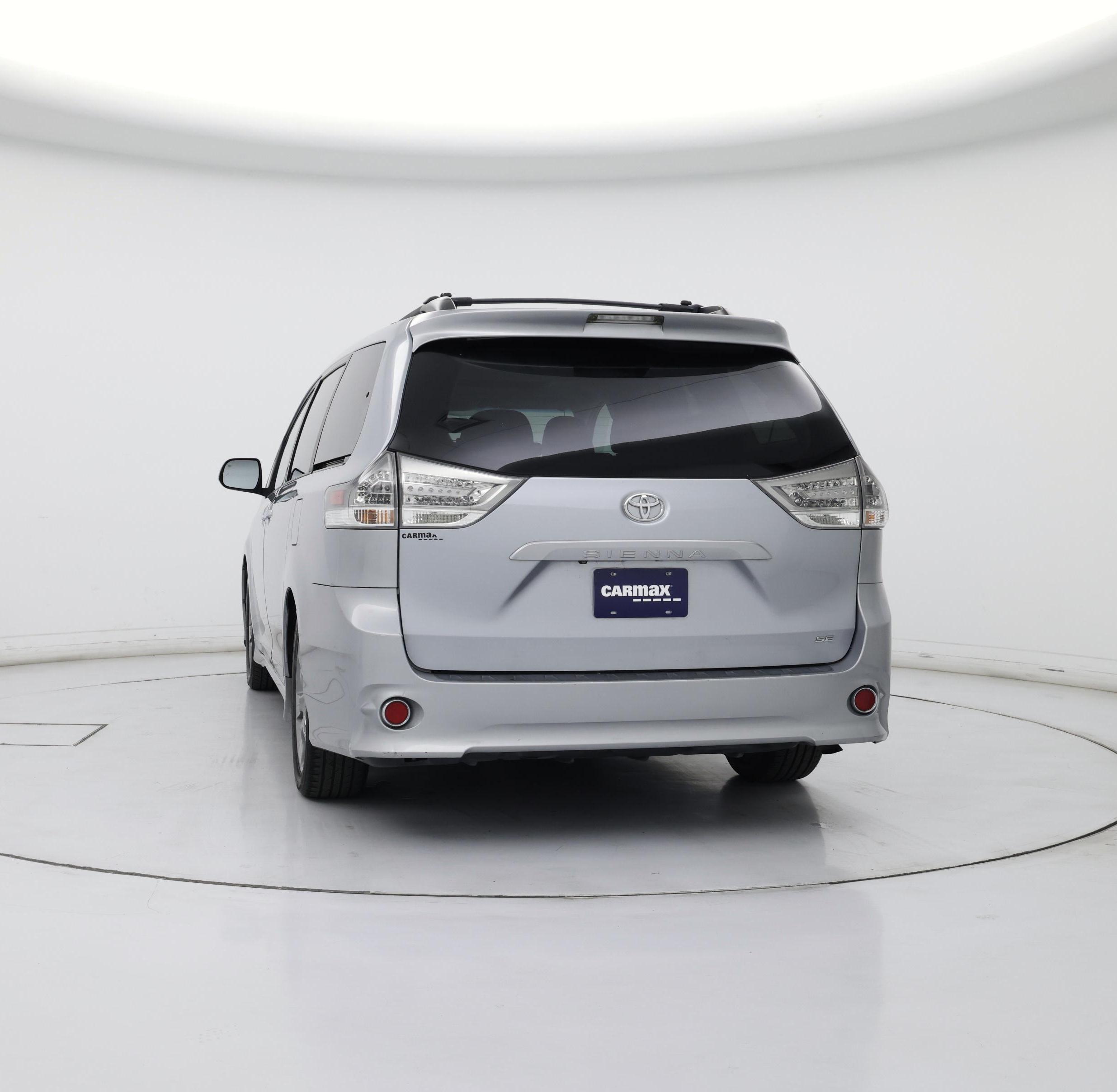 Thumbnail: 2014 Toyota Sienna - 6