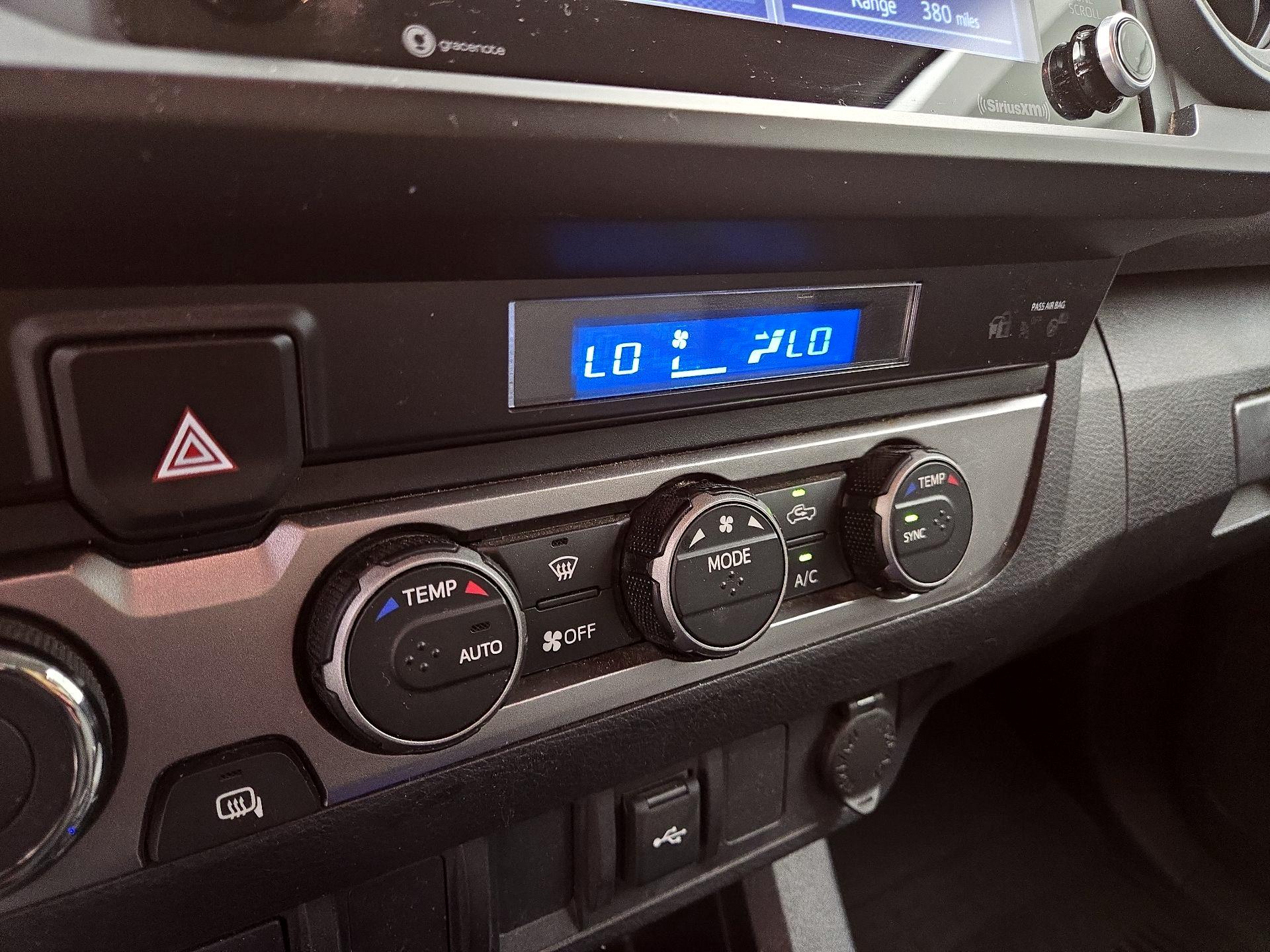 Thumbnail: 2022 Toyota Tacoma - 16