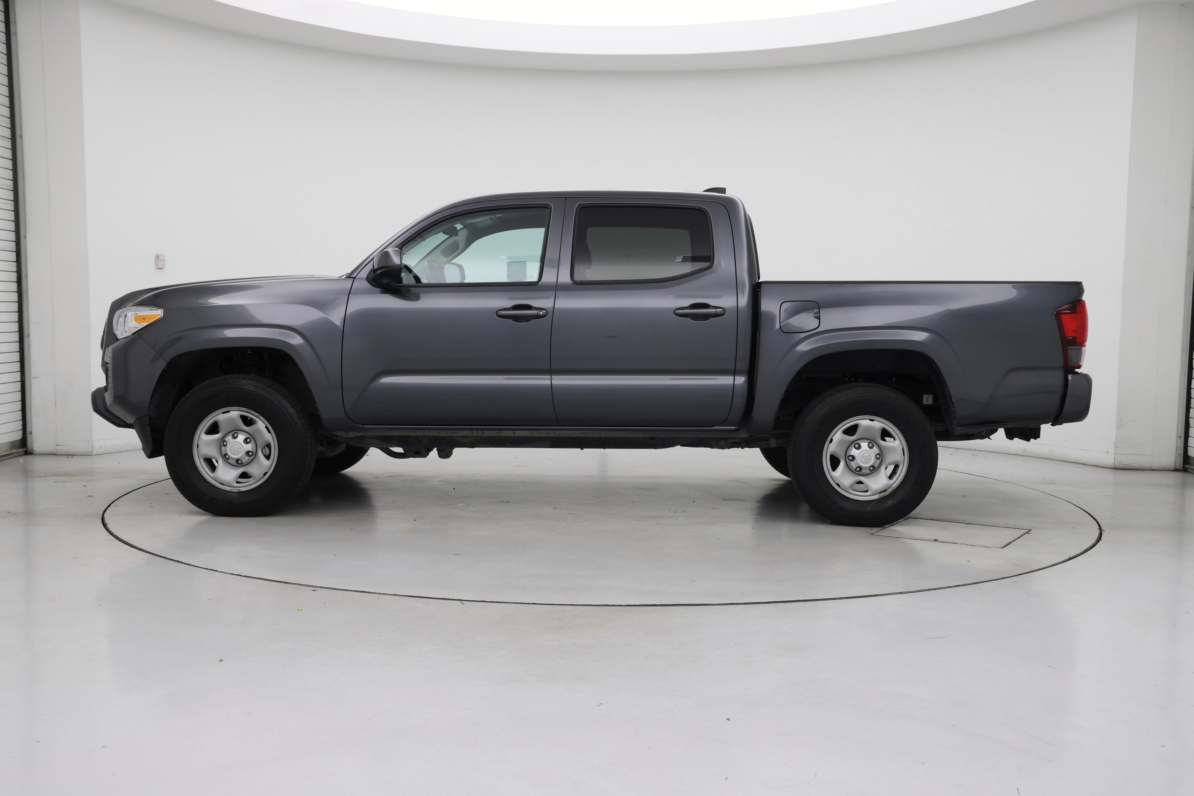 Thumbnail: 2022 Toyota Tacoma - 3