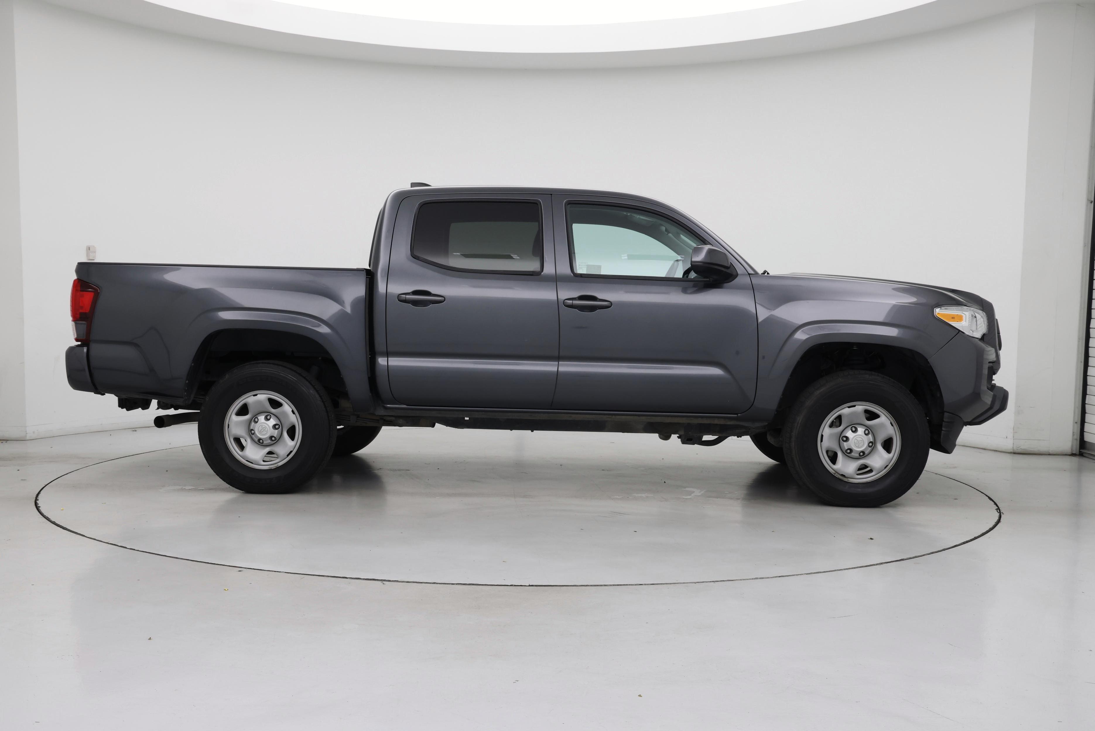 Thumbnail: 2022 Toyota Tacoma - 7