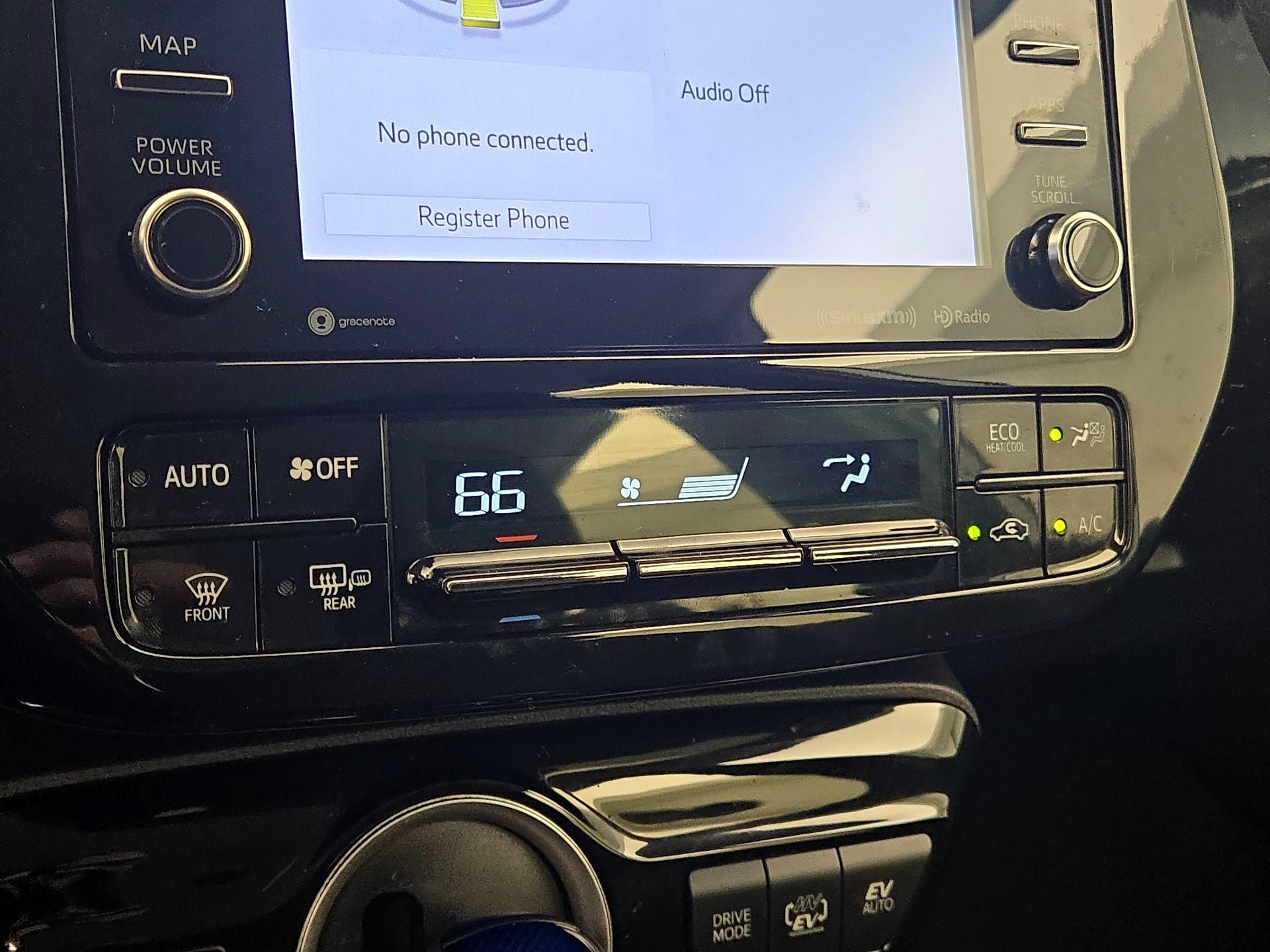 Thumbnail: 2021 Toyota Prius Prime - 16