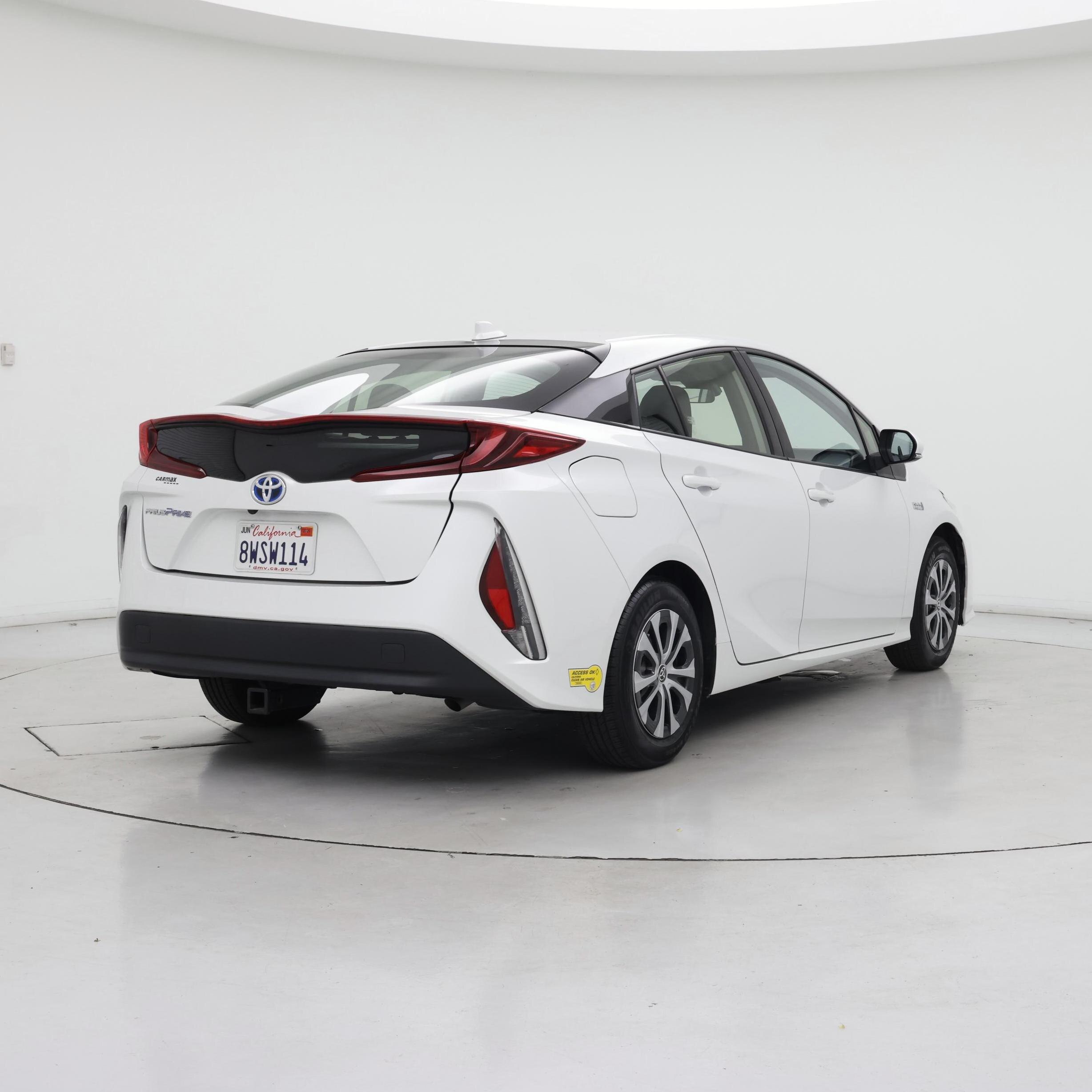 Thumbnail: 2021 Toyota Prius Prime - 8