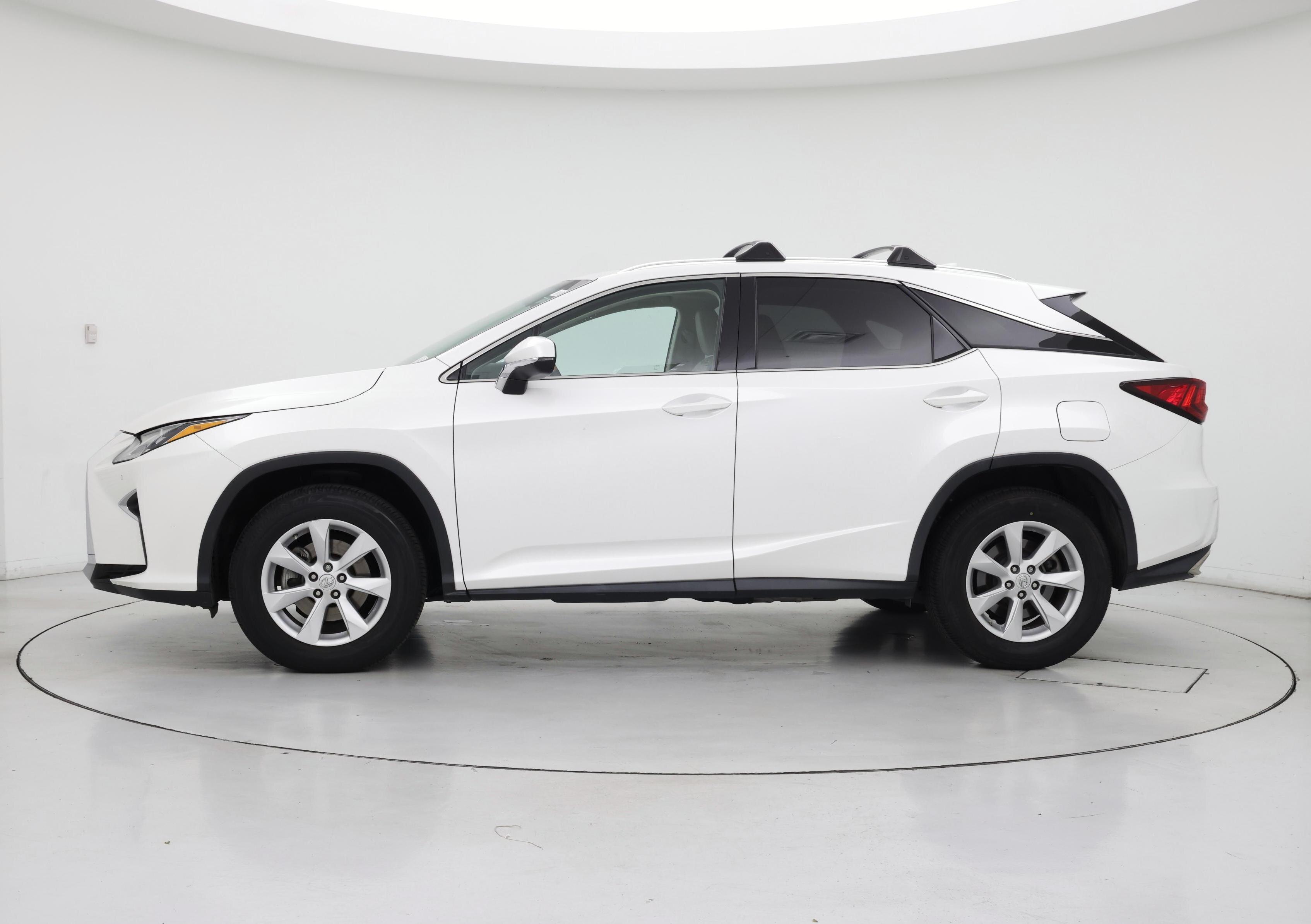 Thumbnail: 2016 Lexus RX - 3
