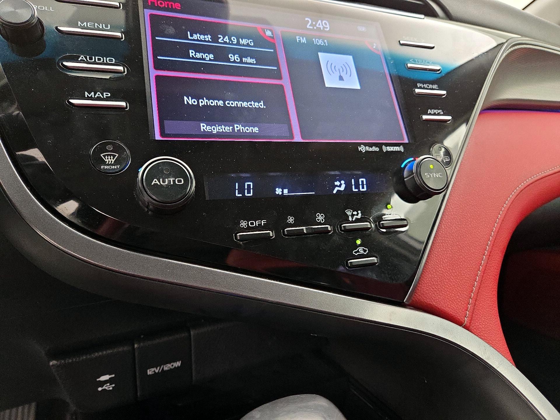 Thumbnail: 2019 Toyota Camry - 16