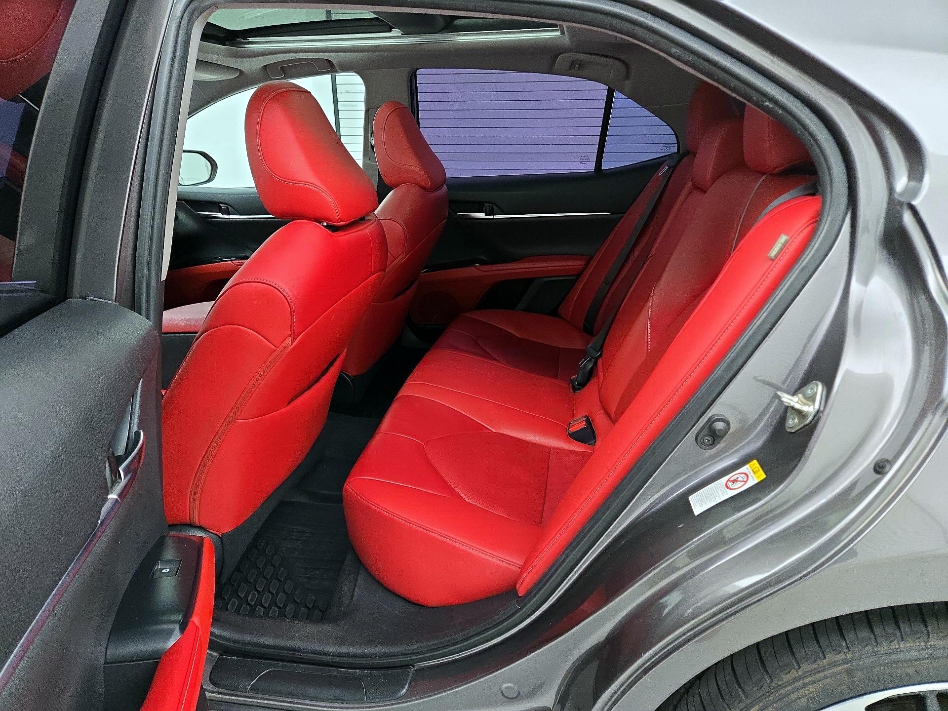 Thumbnail: 2019 Toyota Camry - 20