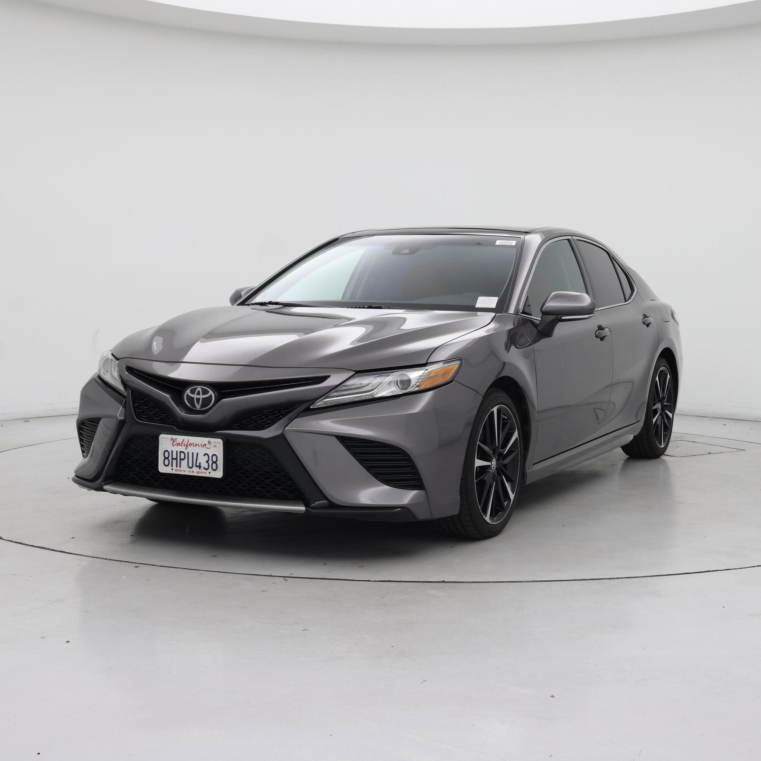 Thumbnail: 2019 Toyota Camry - 4