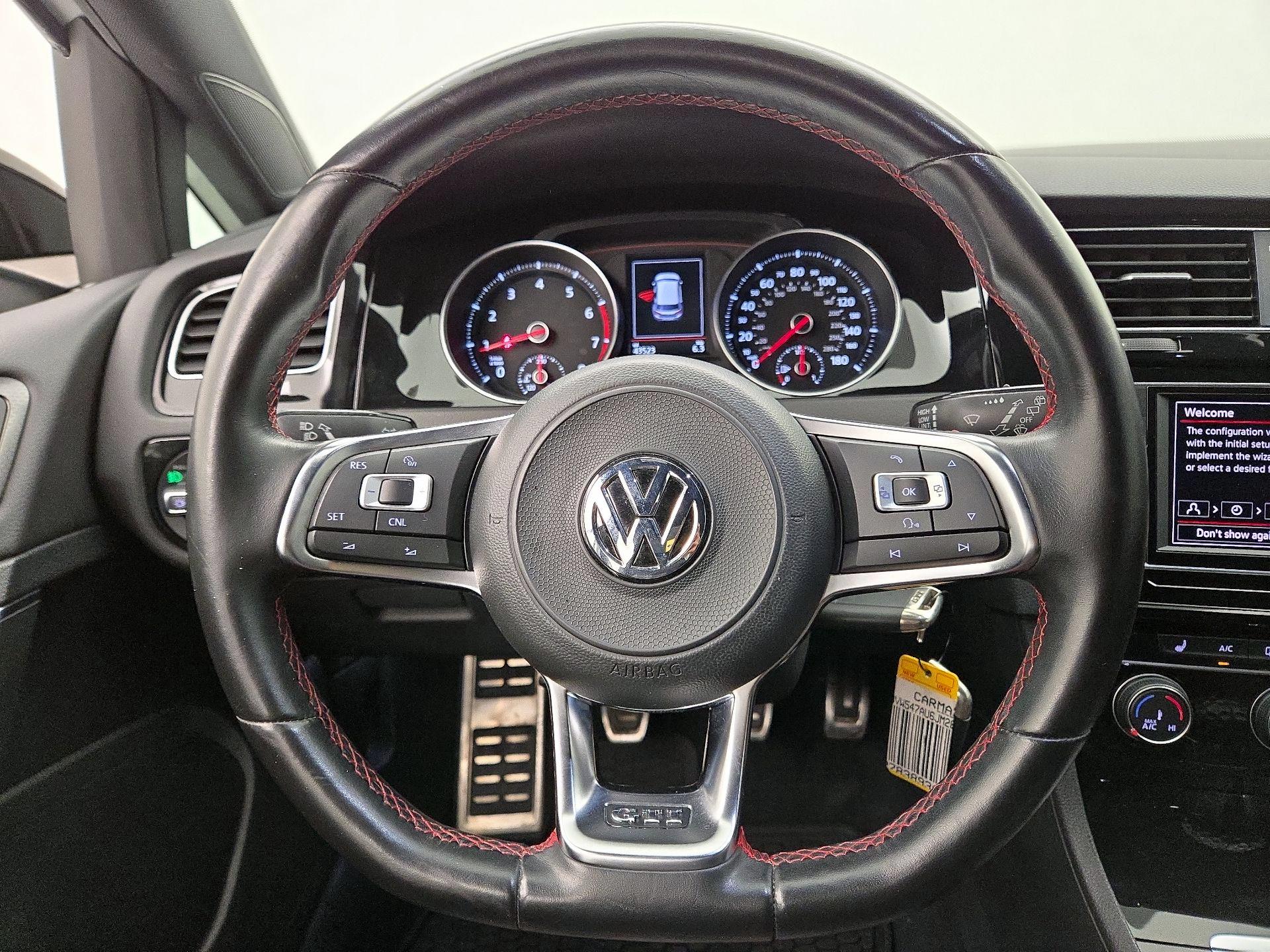 Thumbnail: 2018 Volkswagen Golf - 10